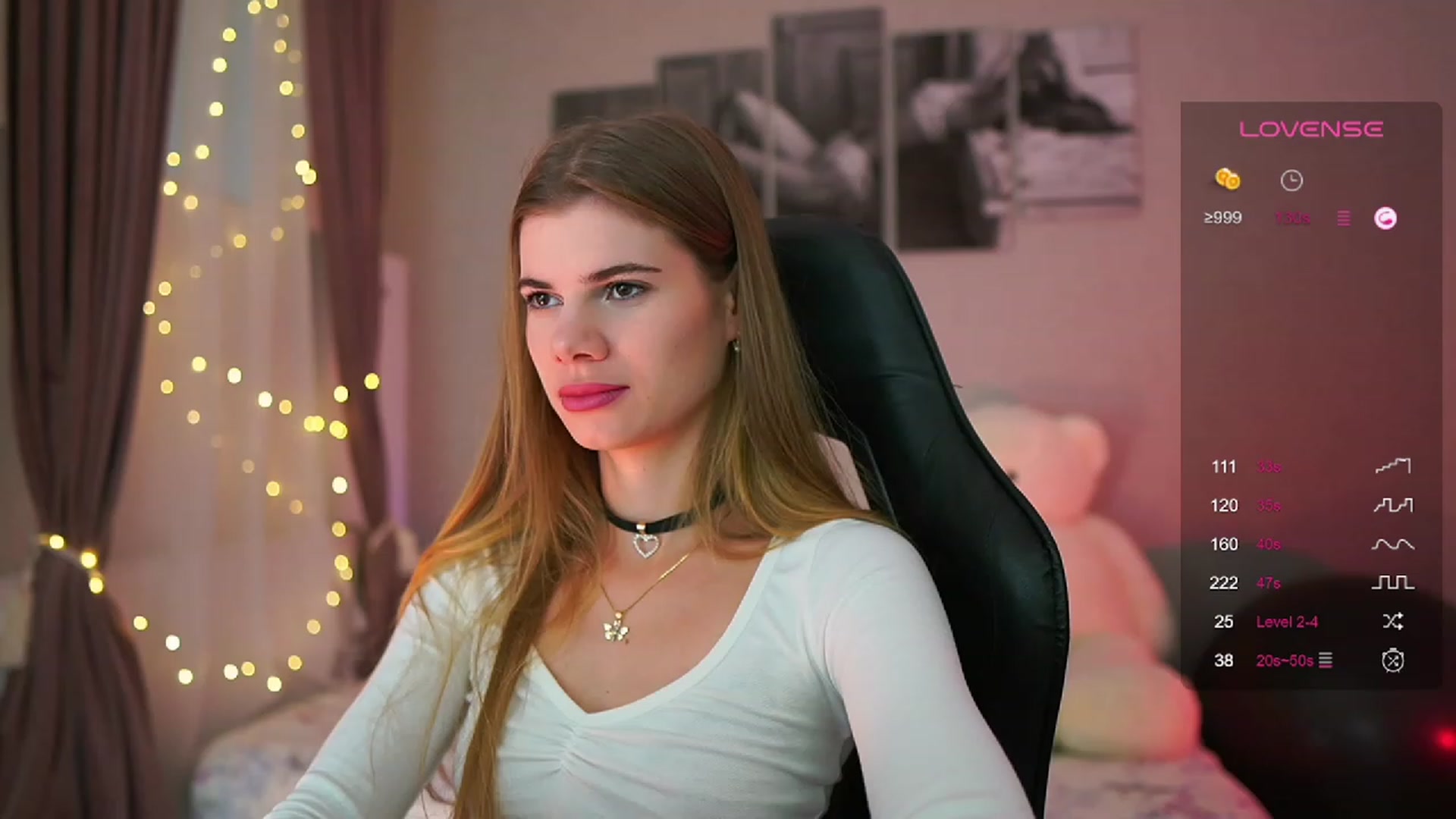 Gallery image thumbnail from RileyReid_18's myfreecams stream on, 08/18/2023, 14:14 image 11 of 20