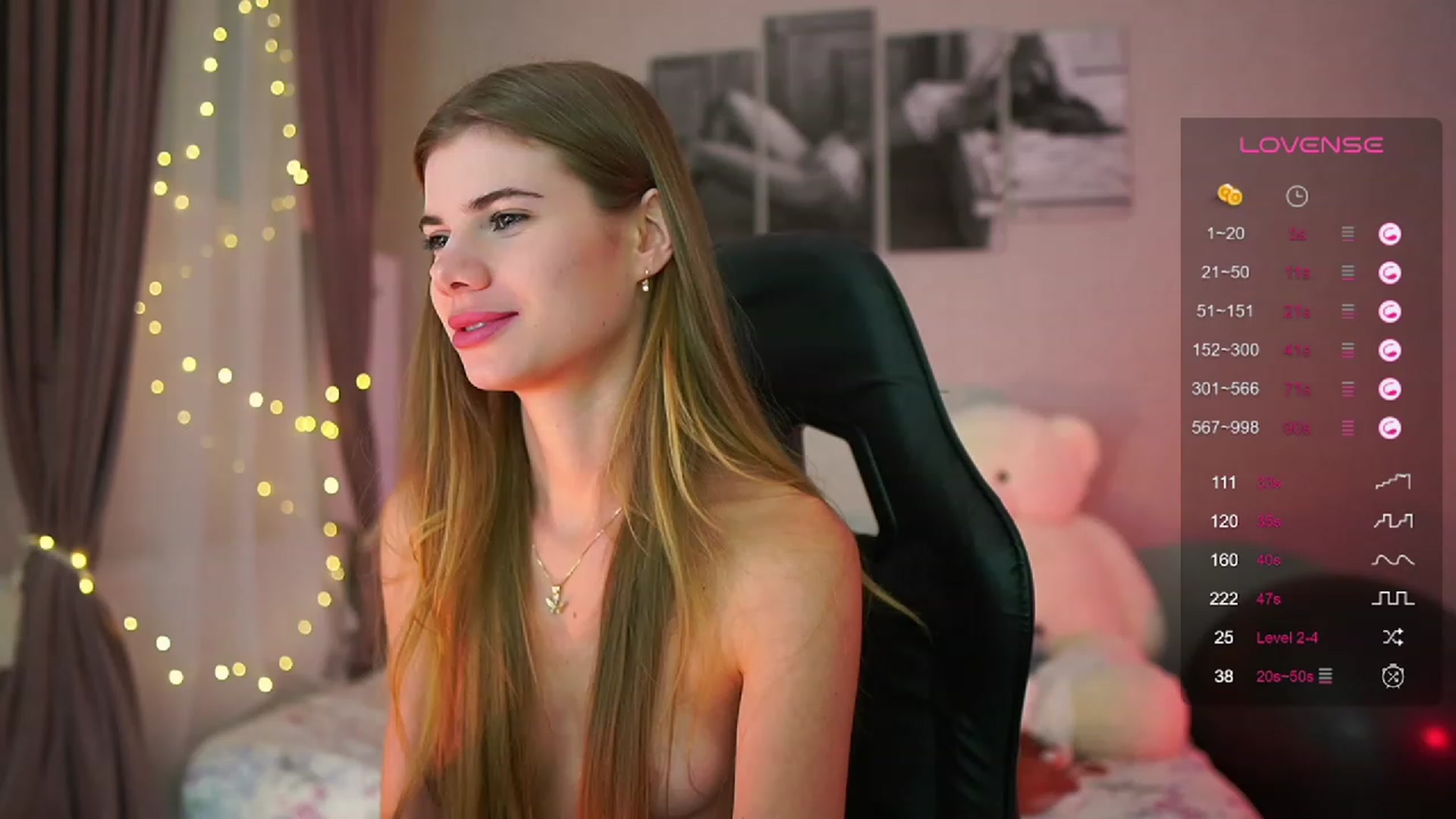 Gallery image thumbnail from RileyReid_18's myfreecams stream on, 08/18/2023, 15:22 image 18 of 20