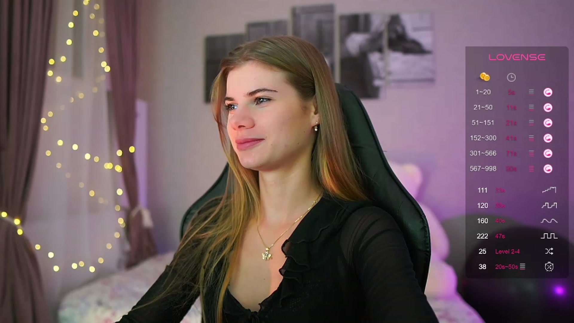 Gallery image thumbnail from RileyReid_18's myfreecams stream on, 08/19/2023, 19:20 image 16 of 20
