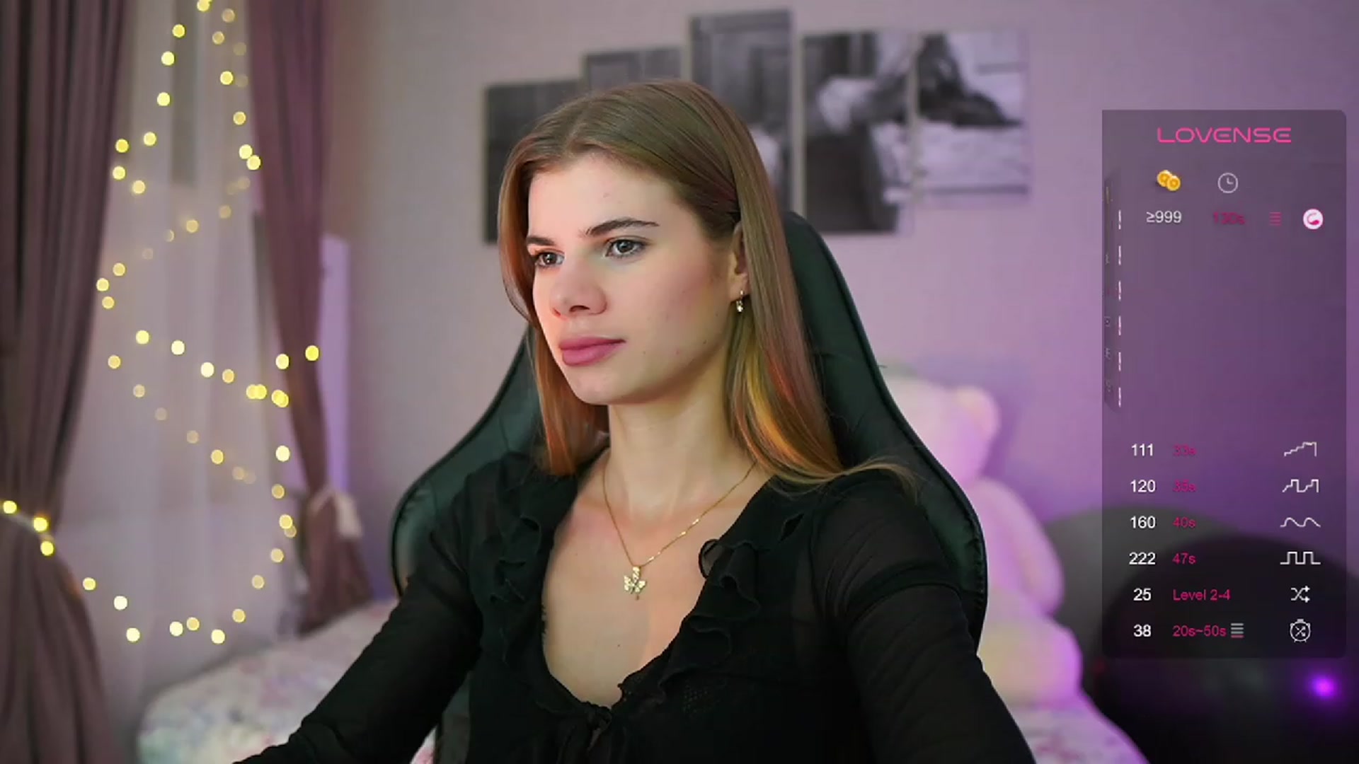 Gallery image thumbnail from RileyReid_18's myfreecams stream on, 08/19/2023, 19:20 image 3 of 20