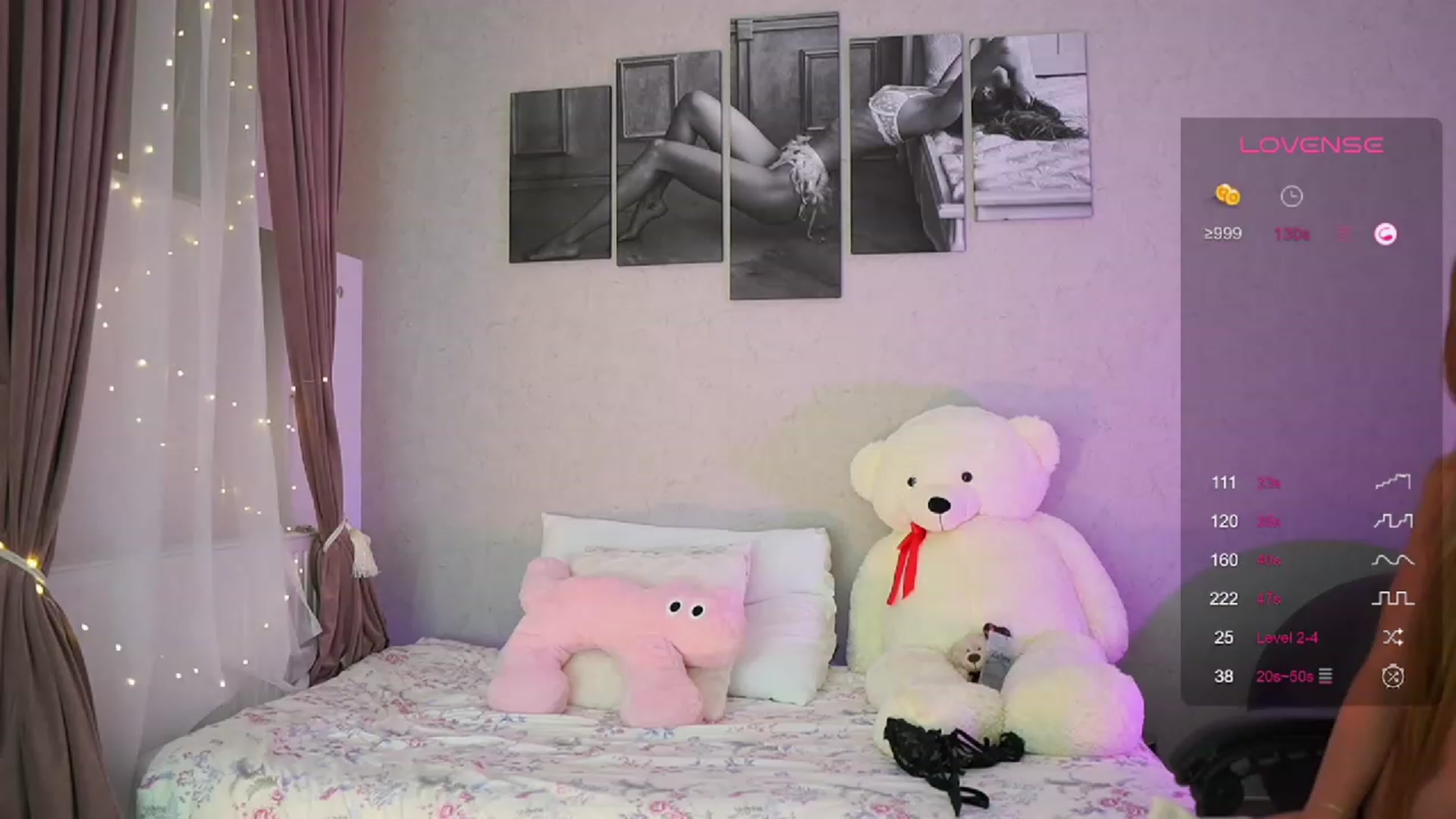 Gallery image thumbnail from RileyReid_18's myfreecams stream on, 08/19/2023, 22:53 image 15 of 20