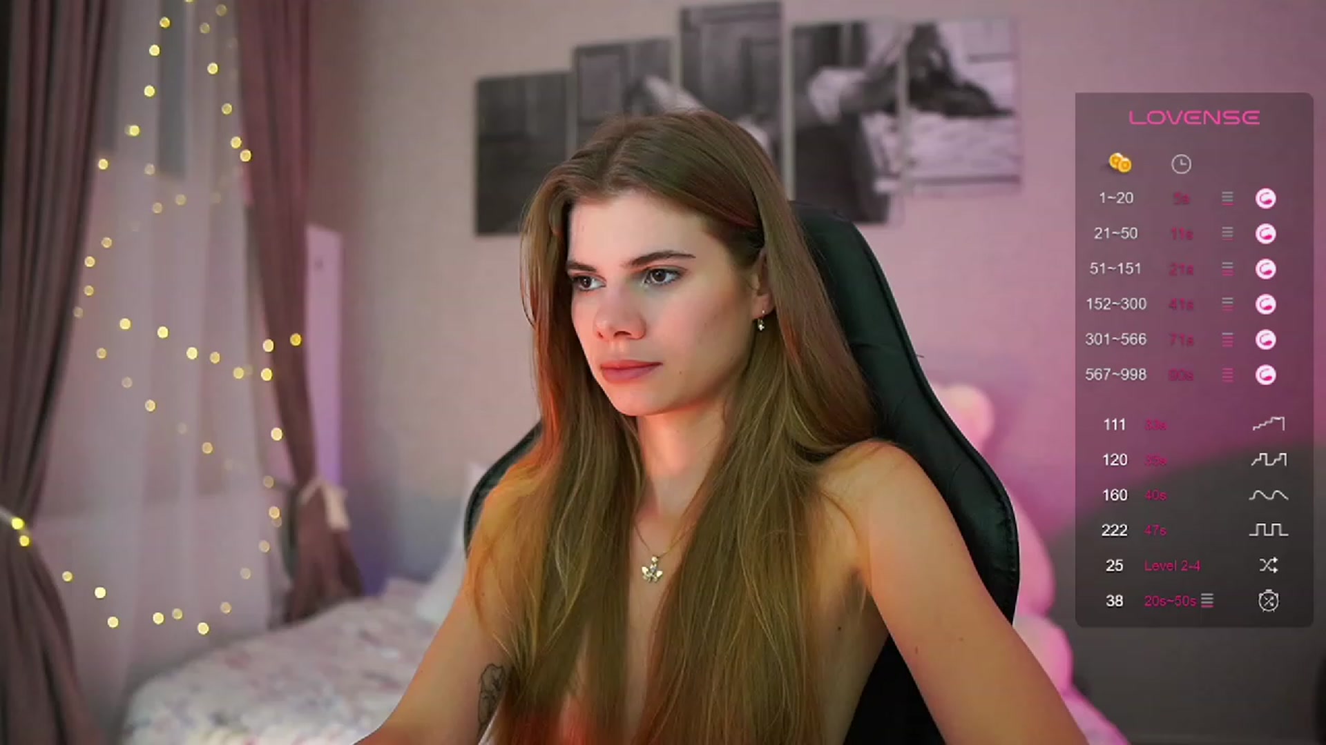 Gallery image thumbnail from RileyReid_18's myfreecams stream on, 08/24/2023, 17:14 image 19 of 20