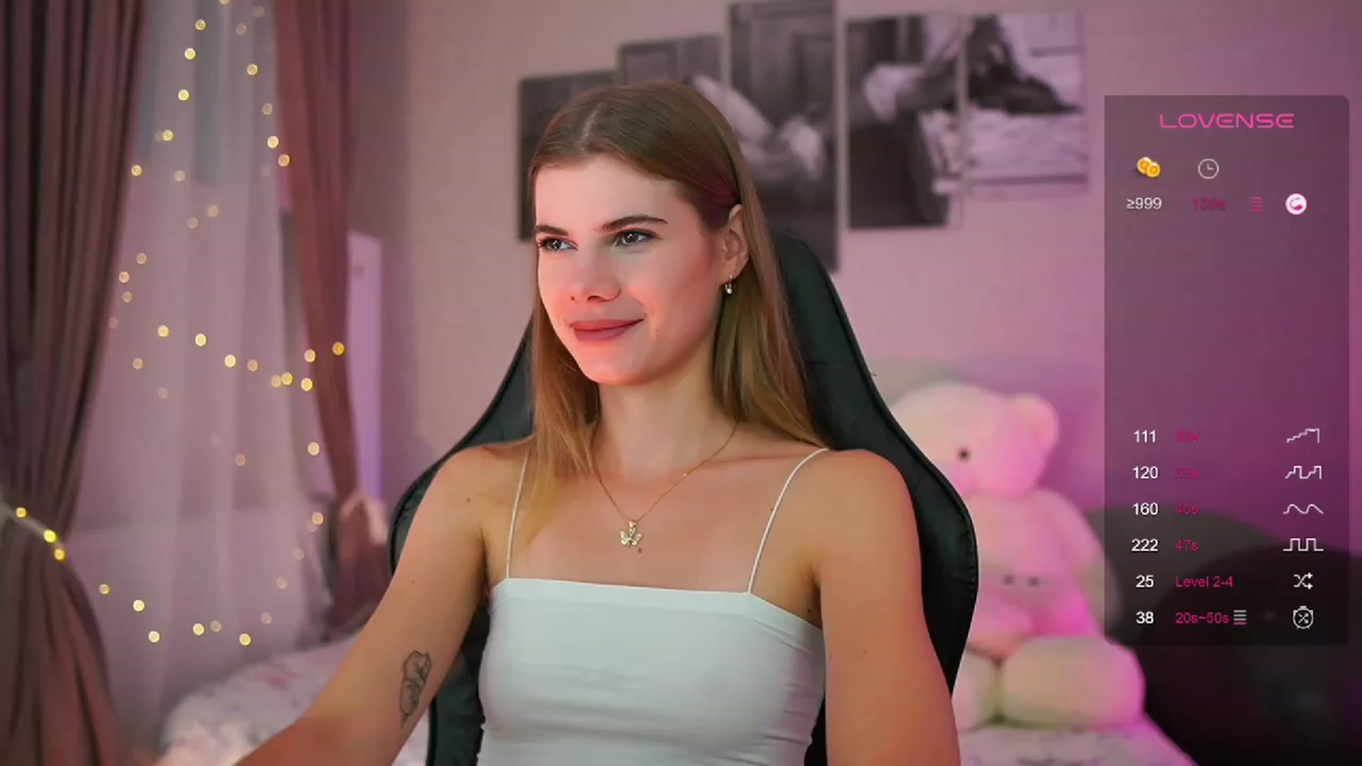 Gallery image thumbnail from RileyReid_18's myfreecams stream on, 08/25/2023, 15:43 image 14 of 20