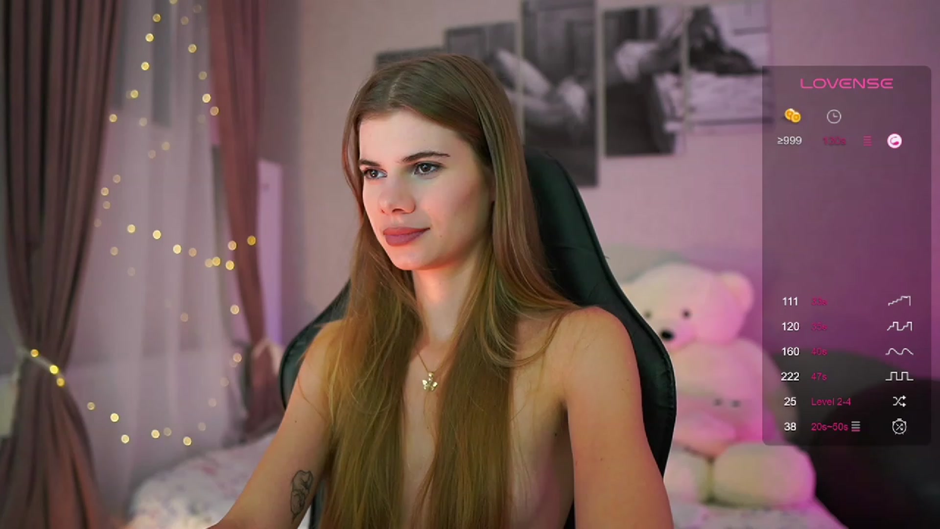 Gallery image thumbnail from RileyReid_18's myfreecams stream on, 08/25/2023, 17:18 image 15 of 20