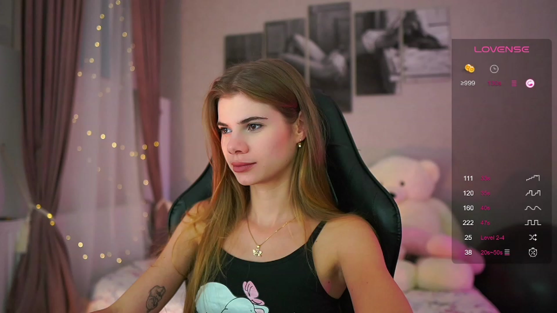 Gallery image thumbnail from RileyReid_18's myfreecams stream on, 08/27/2023, 15:13 image 14 of 20
