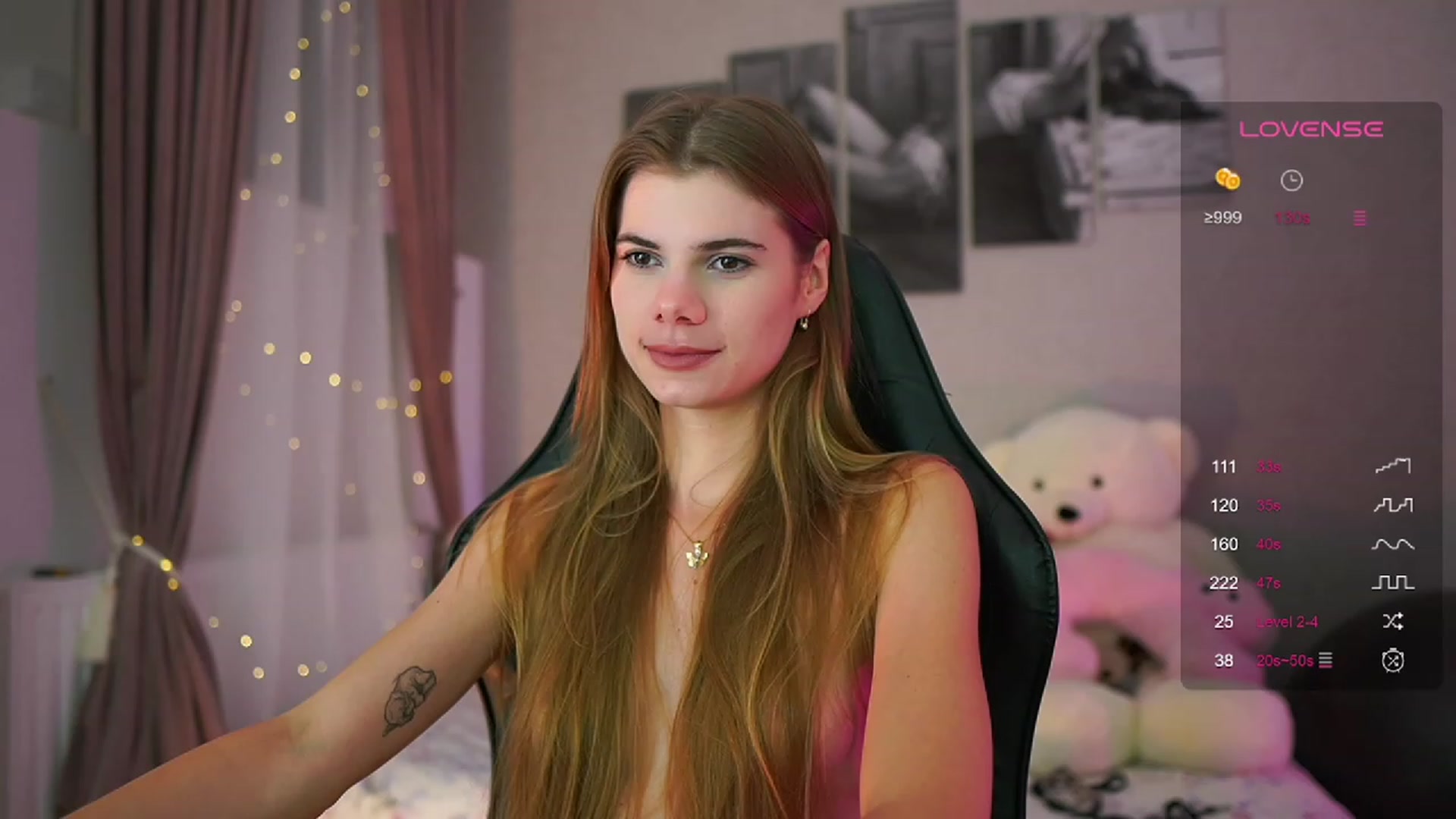 Gallery image thumbnail from RileyReid_18's myfreecams stream on, 08/27/2023, 18:07 image 18 of 20