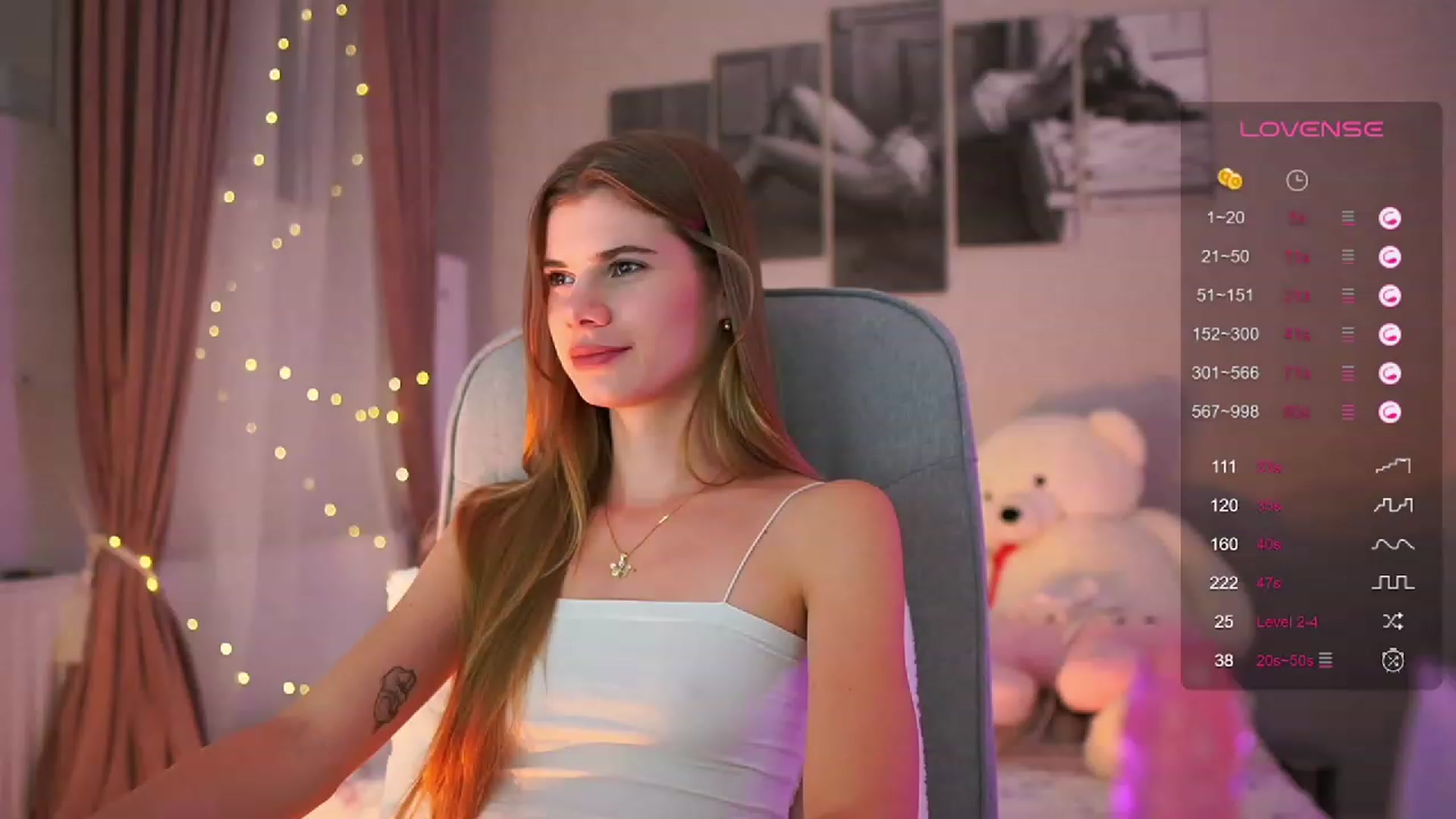 Gallery image thumbnail from RileyReid_18's myfreecams stream on, 08/31/2023, 17:47 image 16 of 20