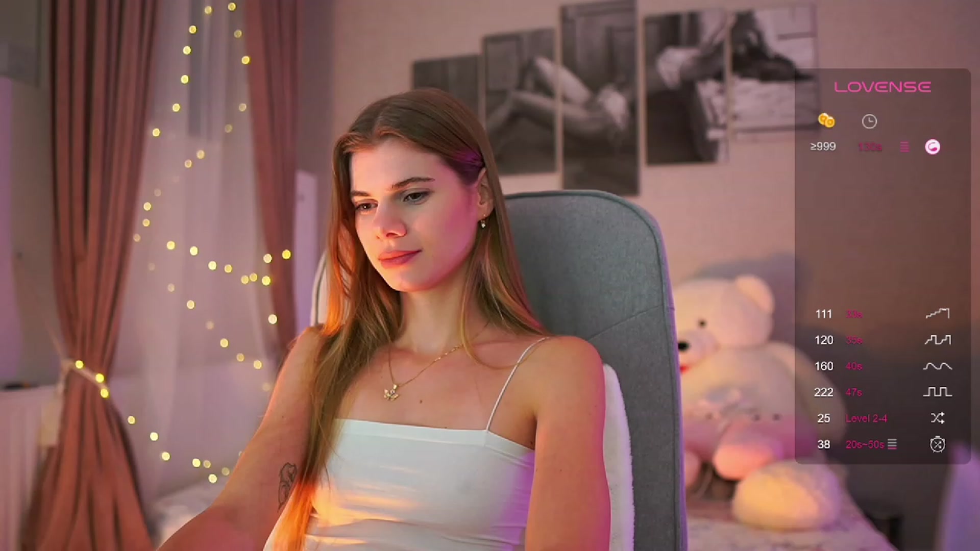 Gallery image thumbnail from RileyReid_18's myfreecams stream on, 08/31/2023, 17:47 image 11 of 20