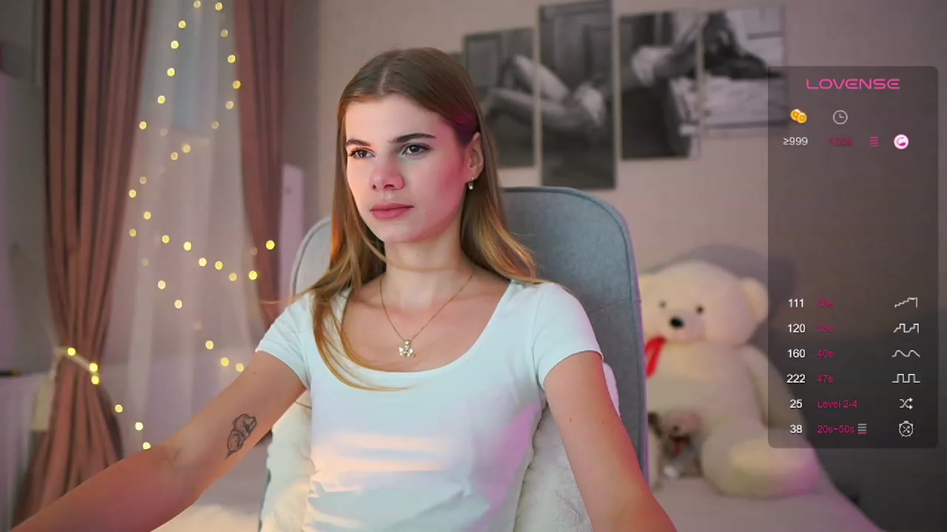 Gallery image thumbnail from RileyReid_18's myfreecams stream on, 09/01/2023, 13:21 image 12 of 20