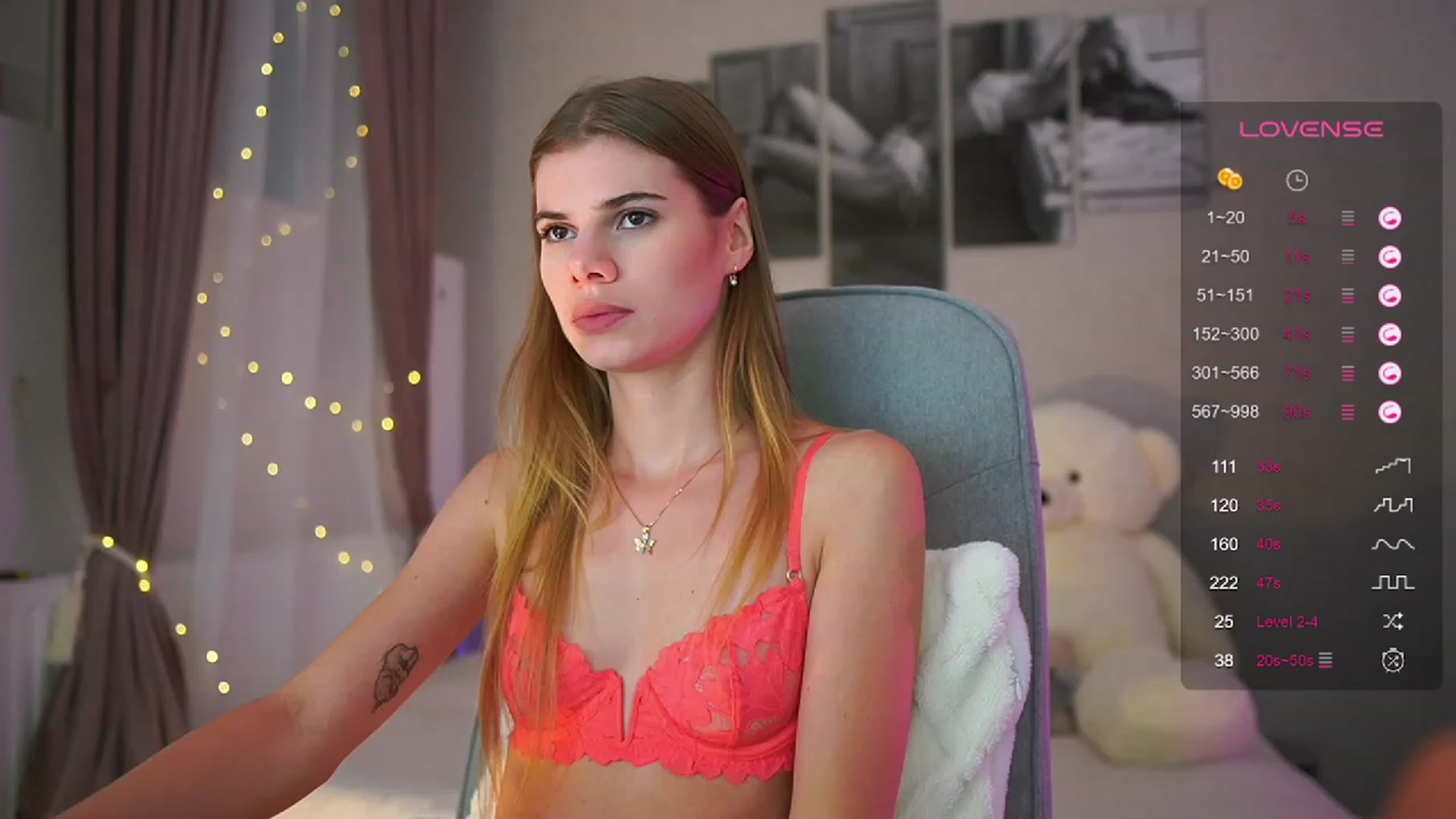 Gallery image thumbnail from RileyReid_18's myfreecams stream on, 09/01/2023, 15:53 image 16 of 20