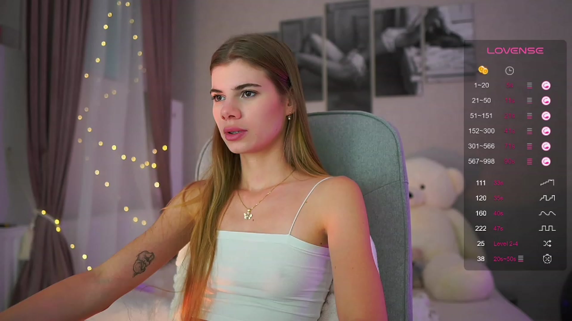 Gallery image thumbnail from RileyReid_18's myfreecams stream on, 09/02/2023, 14:35 image 19 of 20