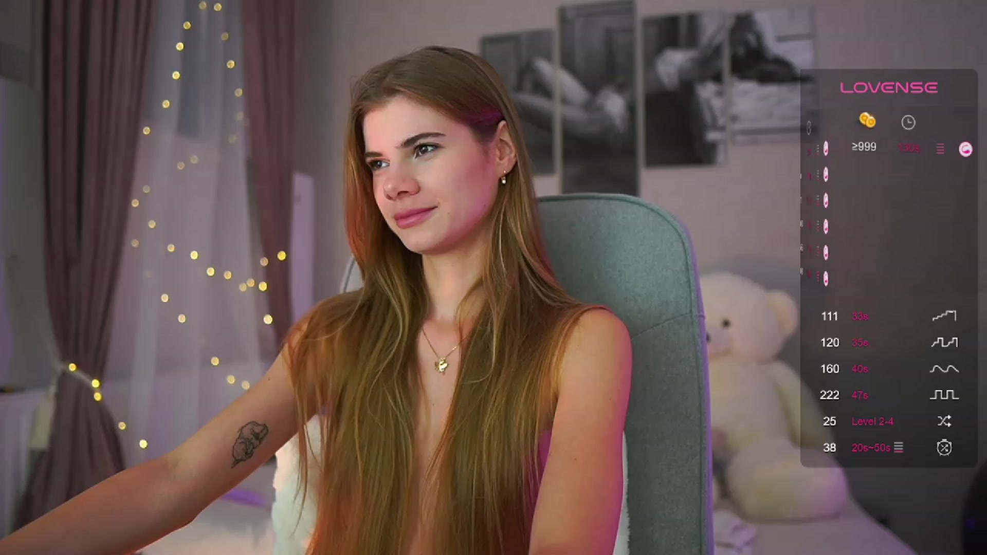 Gallery image thumbnail from RileyReid_18's myfreecams stream on, 09/02/2023, 16:32 image 10 of 20