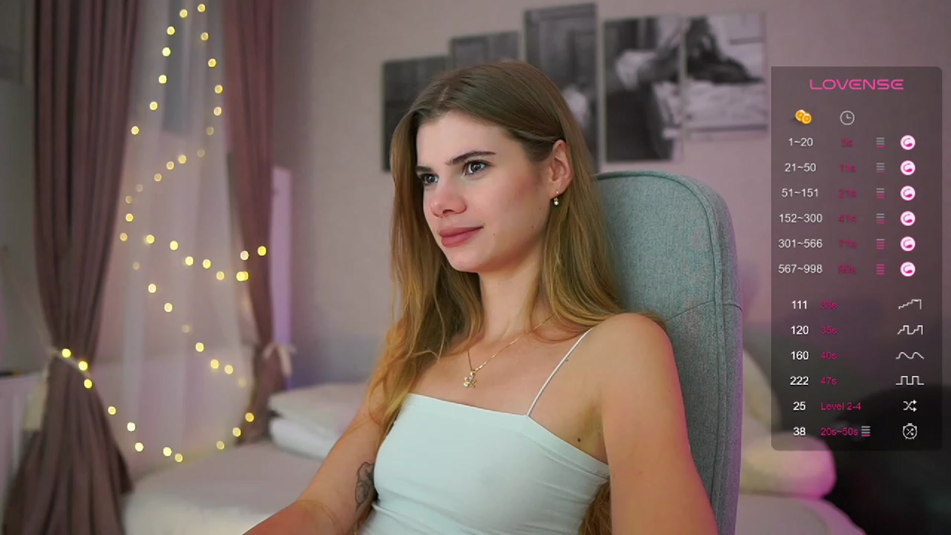 Gallery image thumbnail from RileyReid_18's myfreecams stream on, 09/13/2023, 15:59 image 12 of 20
