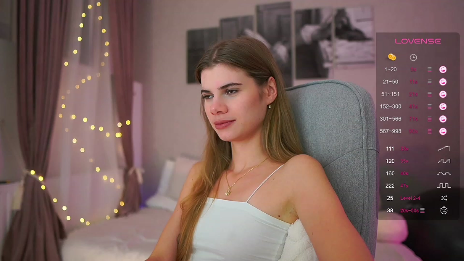 Gallery image thumbnail from RileyReid_18's myfreecams stream on, 09/13/2023, 18:00 image 2 of 20