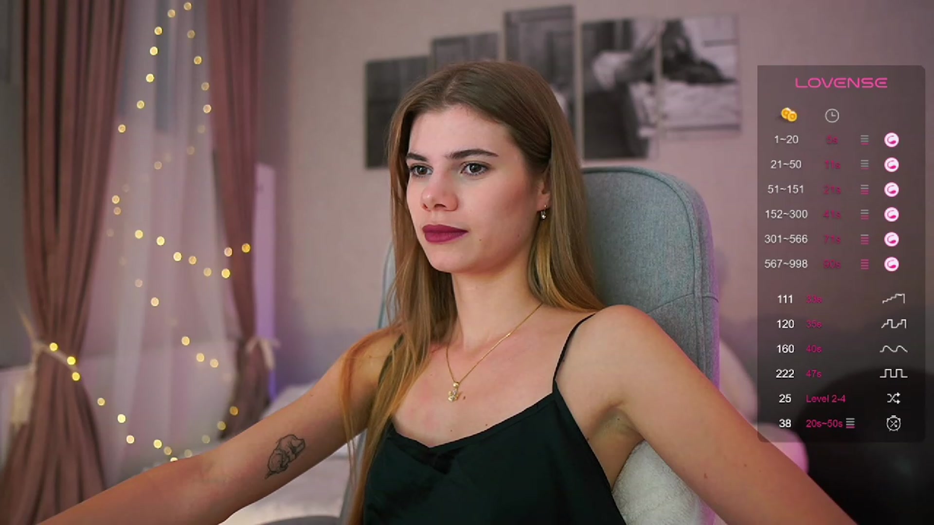 Gallery image thumbnail from RileyReid_18's myfreecams stream on, 09/15/2023, 16:21 image 6 of 20