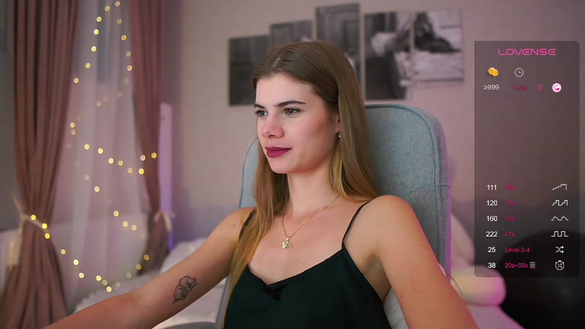 Gallery image thumbnail from RileyReid_18's myfreecams stream on, 09/15/2023, 16:21 image 7 of 20