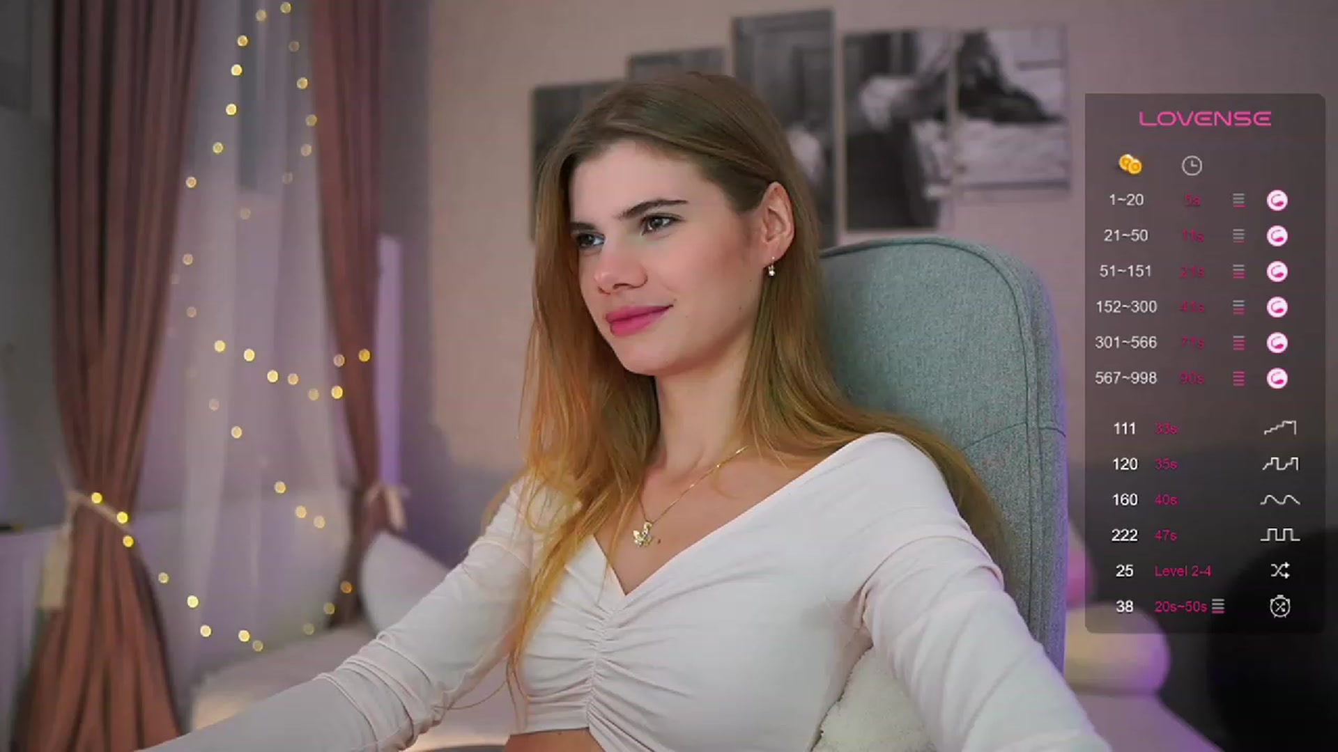 Gallery image thumbnail from RileyReid_18's myfreecams stream on, 09/17/2023, 15:59 image 8 of 20