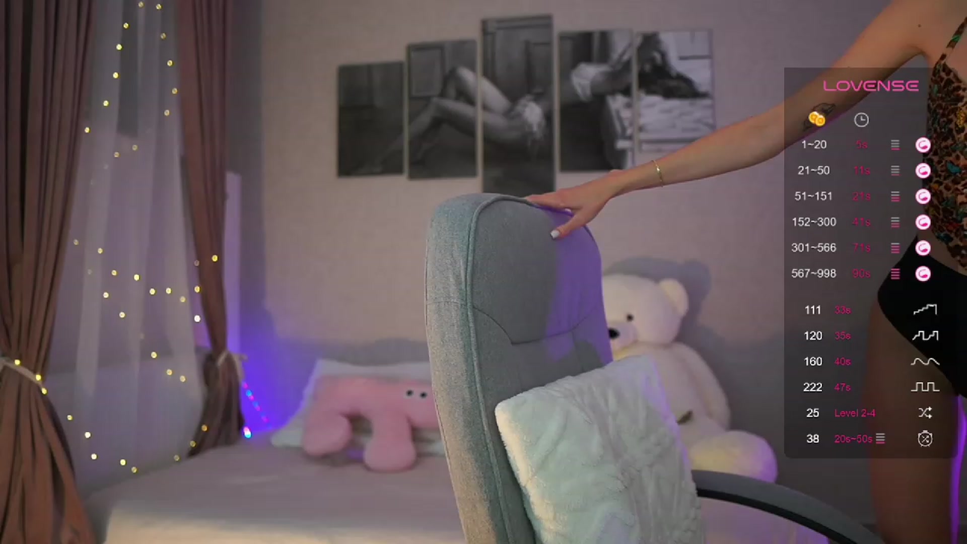 Gallery image thumbnail from RileyReid_18's myfreecams stream on, 09/18/2023, 17:57 image 2 of 20