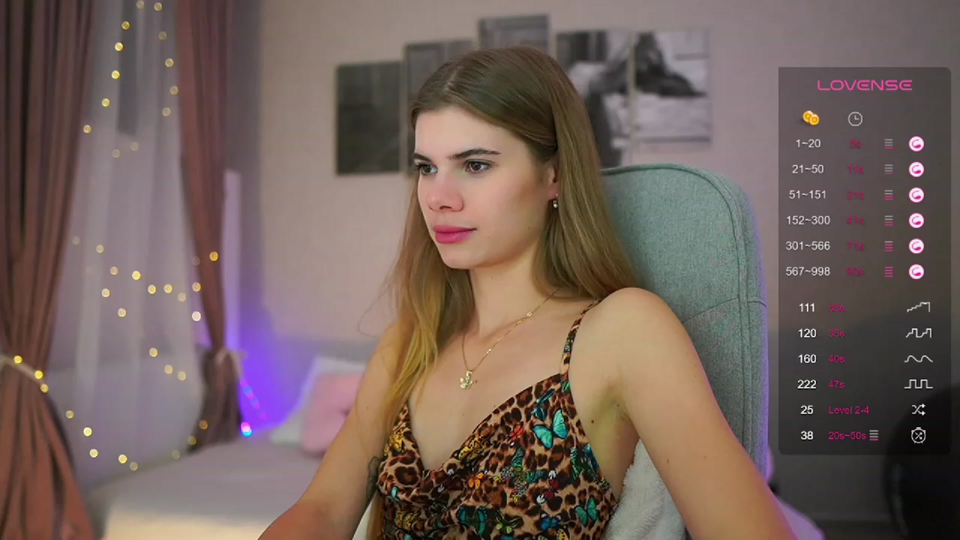 Gallery image thumbnail from RileyReid_18's myfreecams stream on, 09/18/2023, 17:57 image 12 of 20