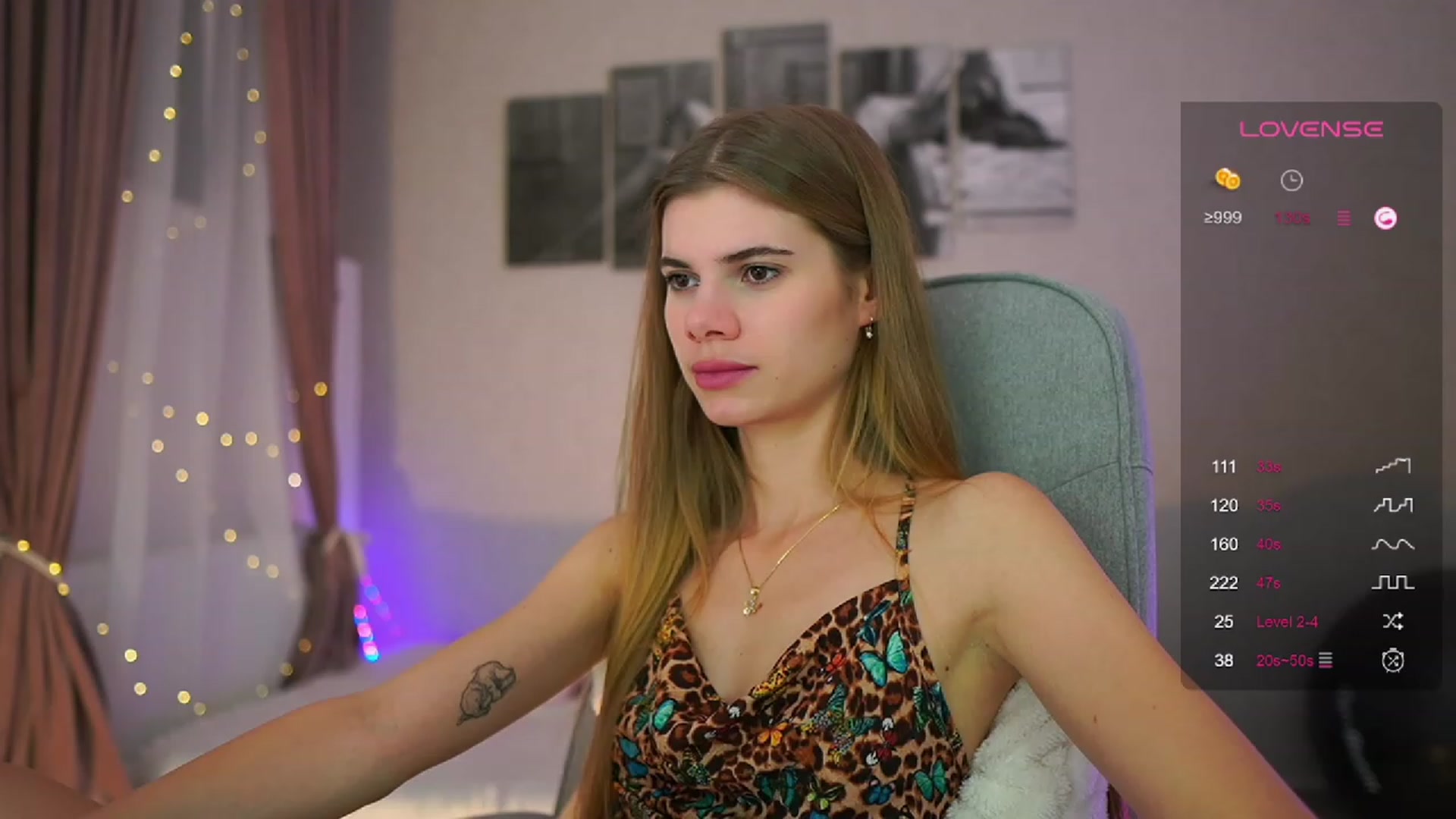 Gallery image thumbnail from RileyReid_18's myfreecams stream on, 09/18/2023, 20:18 image 2 of 20