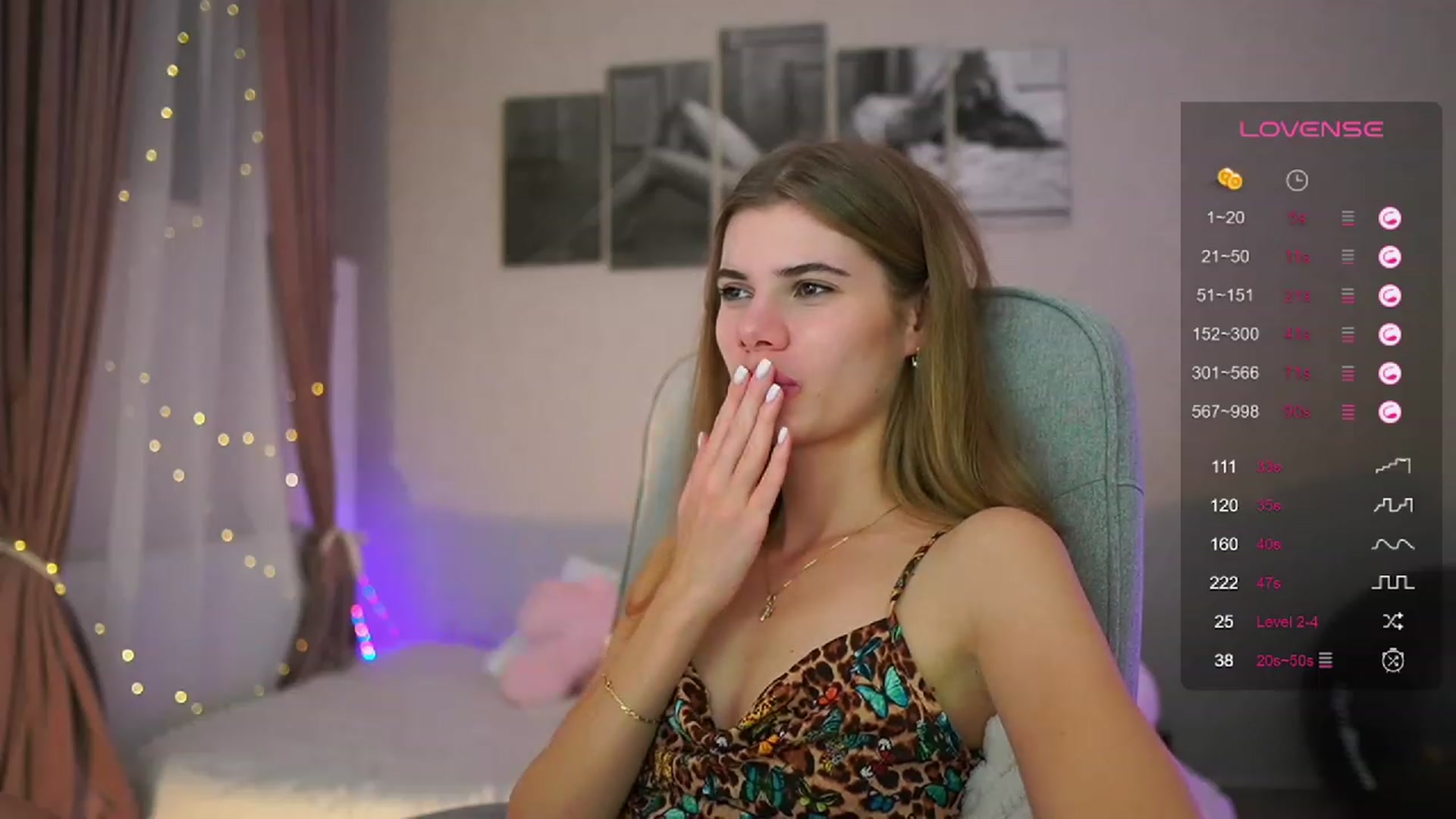 Gallery image thumbnail from RileyReid_18's myfreecams stream on, 09/18/2023, 20:18 image 11 of 20