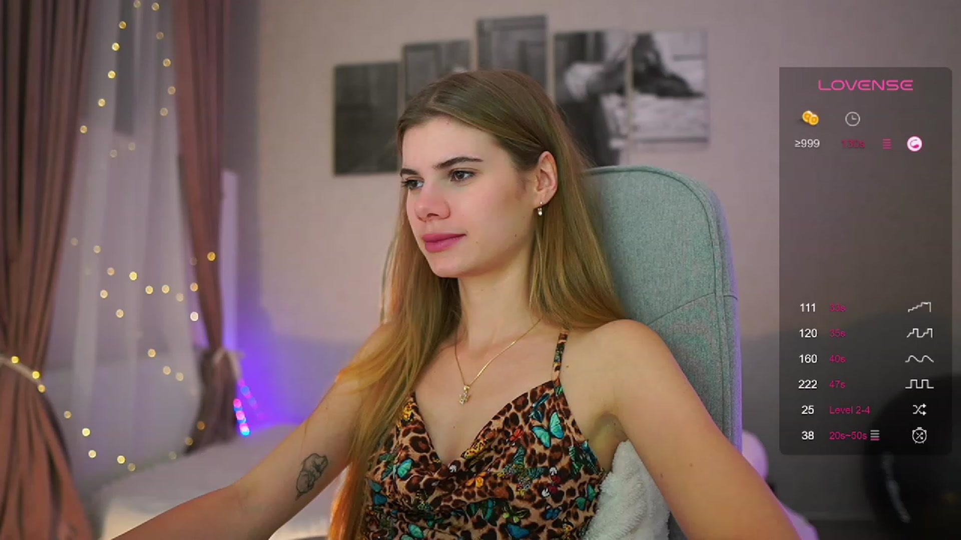 Gallery image thumbnail from RileyReid_18's myfreecams stream on, 09/18/2023, 20:18 image 1 of 20
