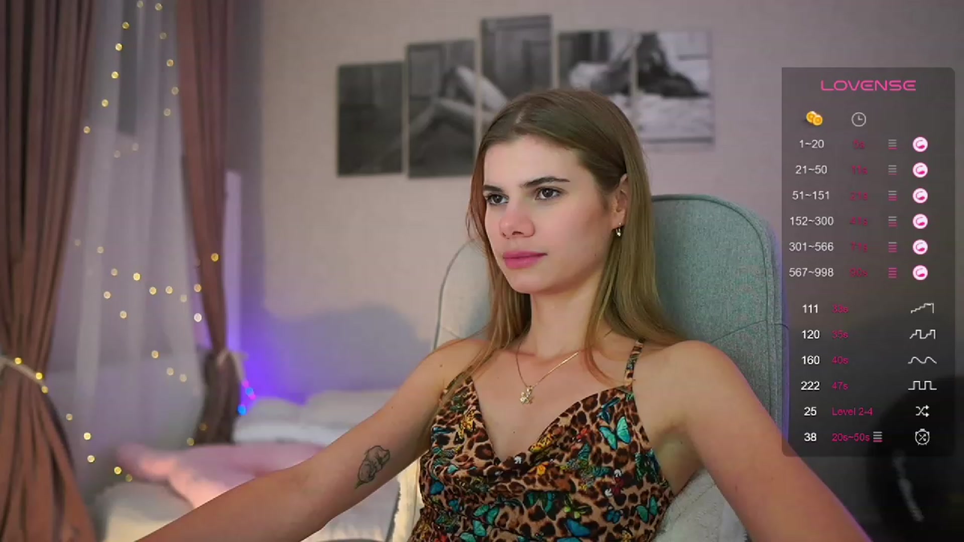 Gallery image thumbnail from RileyReid_18's myfreecams stream on, 09/18/2023, 21:33 image 16 of 20