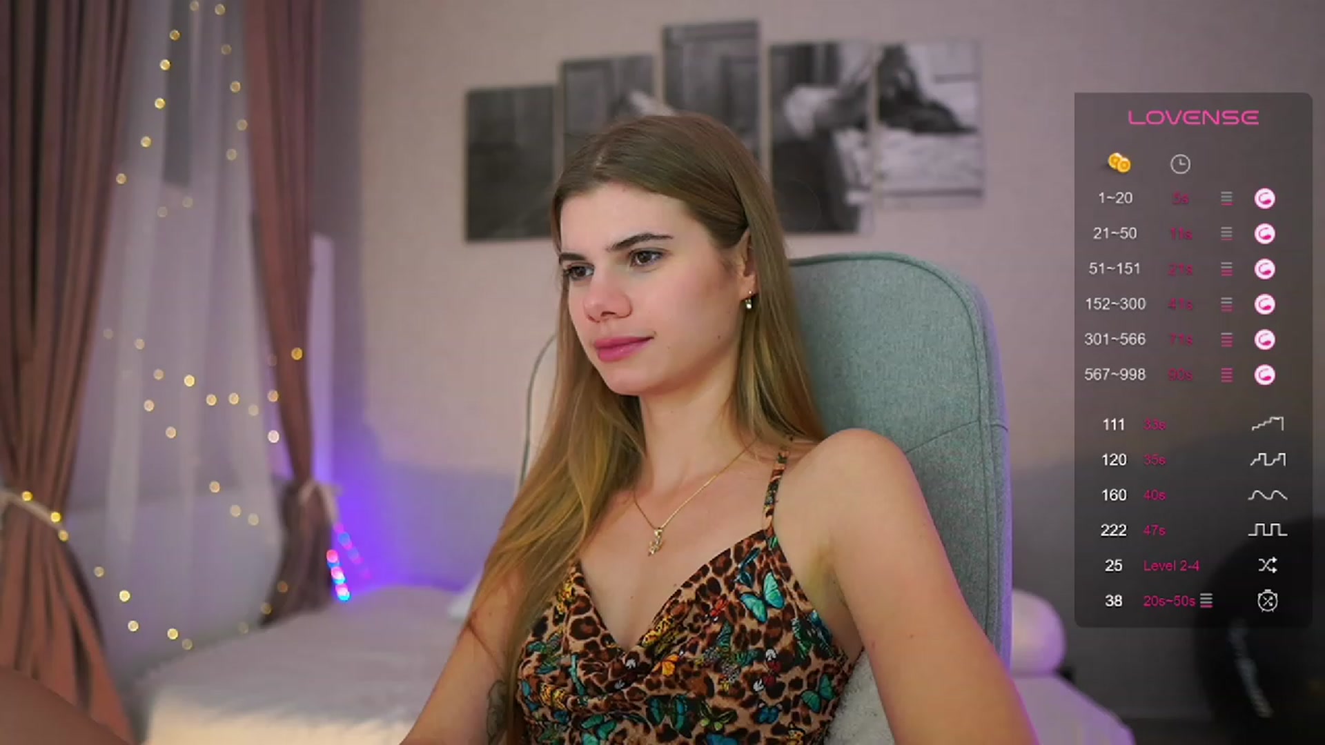 Gallery image thumbnail from RileyReid_18's myfreecams stream on, 09/18/2023, 21:33 image 12 of 20