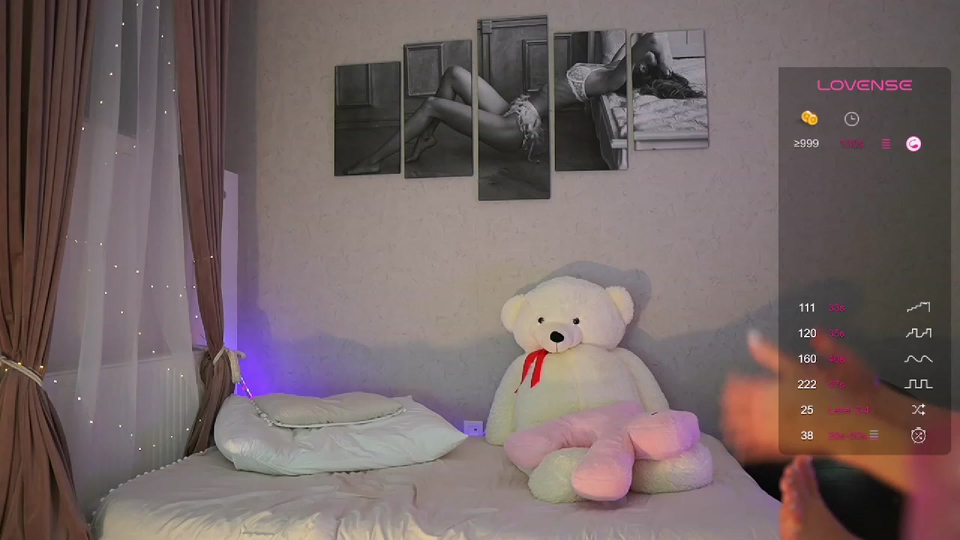 Gallery image thumbnail from RileyReid_18's myfreecams stream on, 09/20/2023, 17:44 image 17 of 20