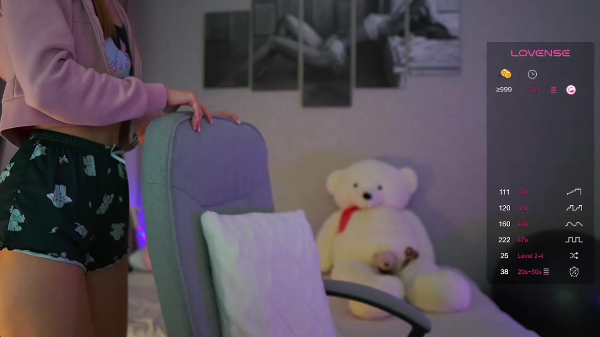 Gallery image thumbnail from RileyReid_18's myfreecams stream on, 09/23/2023, 18:44 image 6 of 20