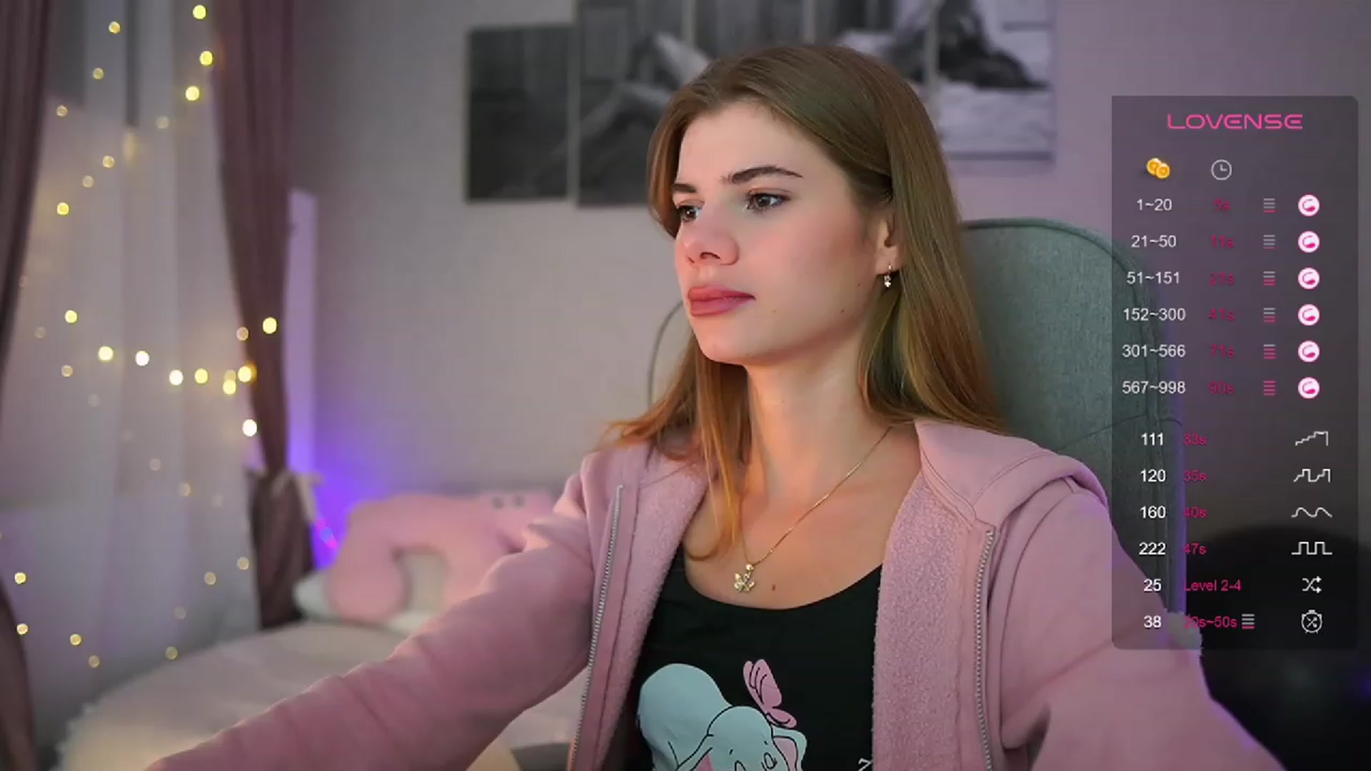 Gallery image thumbnail from RileyReid_18's myfreecams stream on, 09/23/2023, 18:44 image 2 of 20