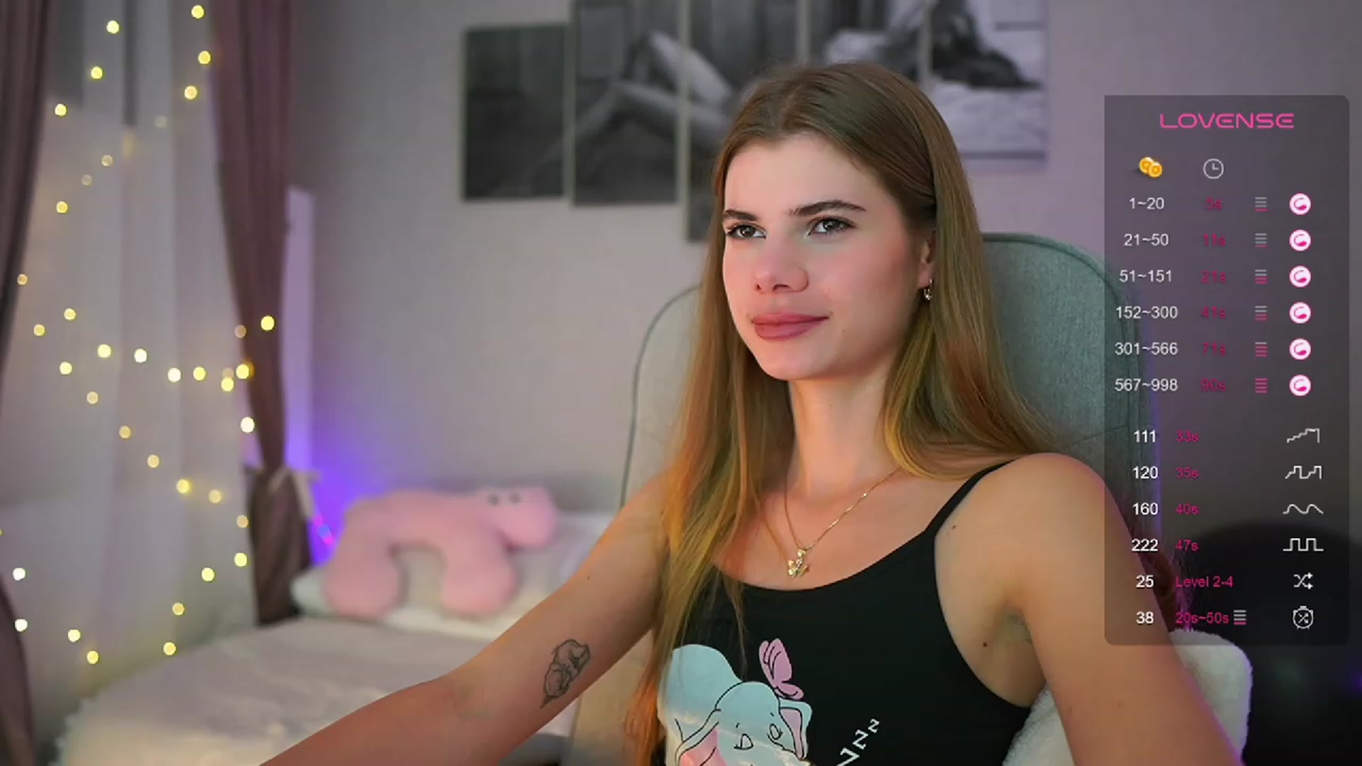 Gallery image thumbnail from RileyReid_18's myfreecams stream on, 09/23/2023, 19:51 image 13 of 20