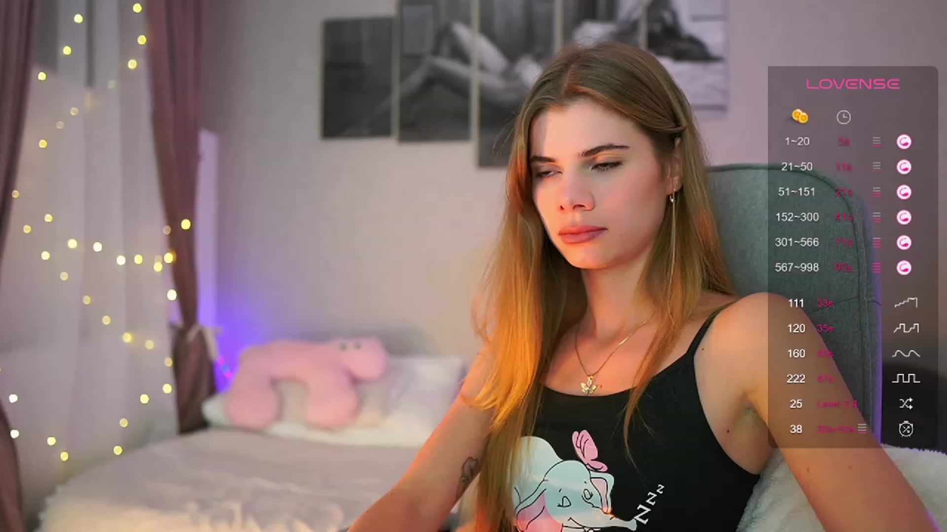 Gallery image thumbnail from RileyReid_18's myfreecams stream on, 09/23/2023, 20:37 image 3 of 20