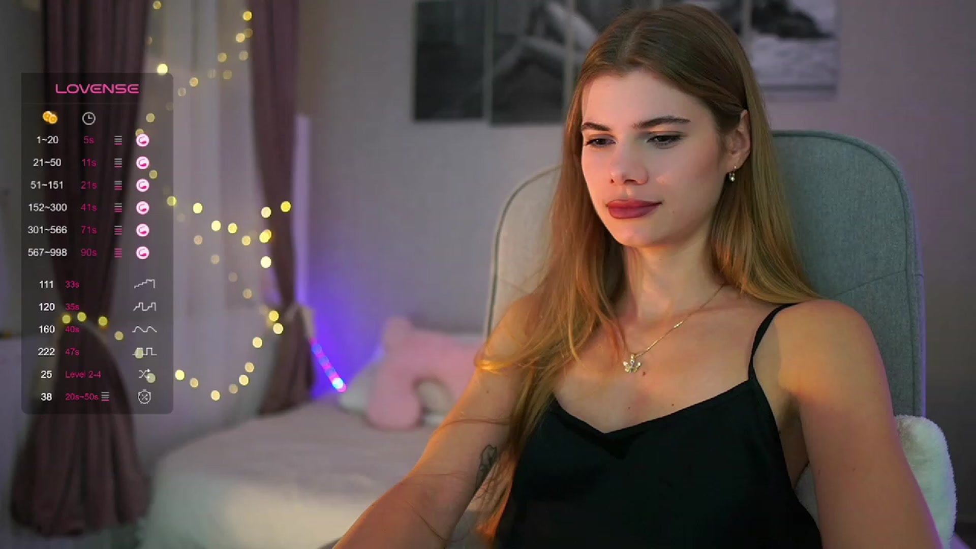 Gallery image thumbnail from RileyReid_18's myfreecams stream on, 09/24/2023, 13:58 image 11 of 20
