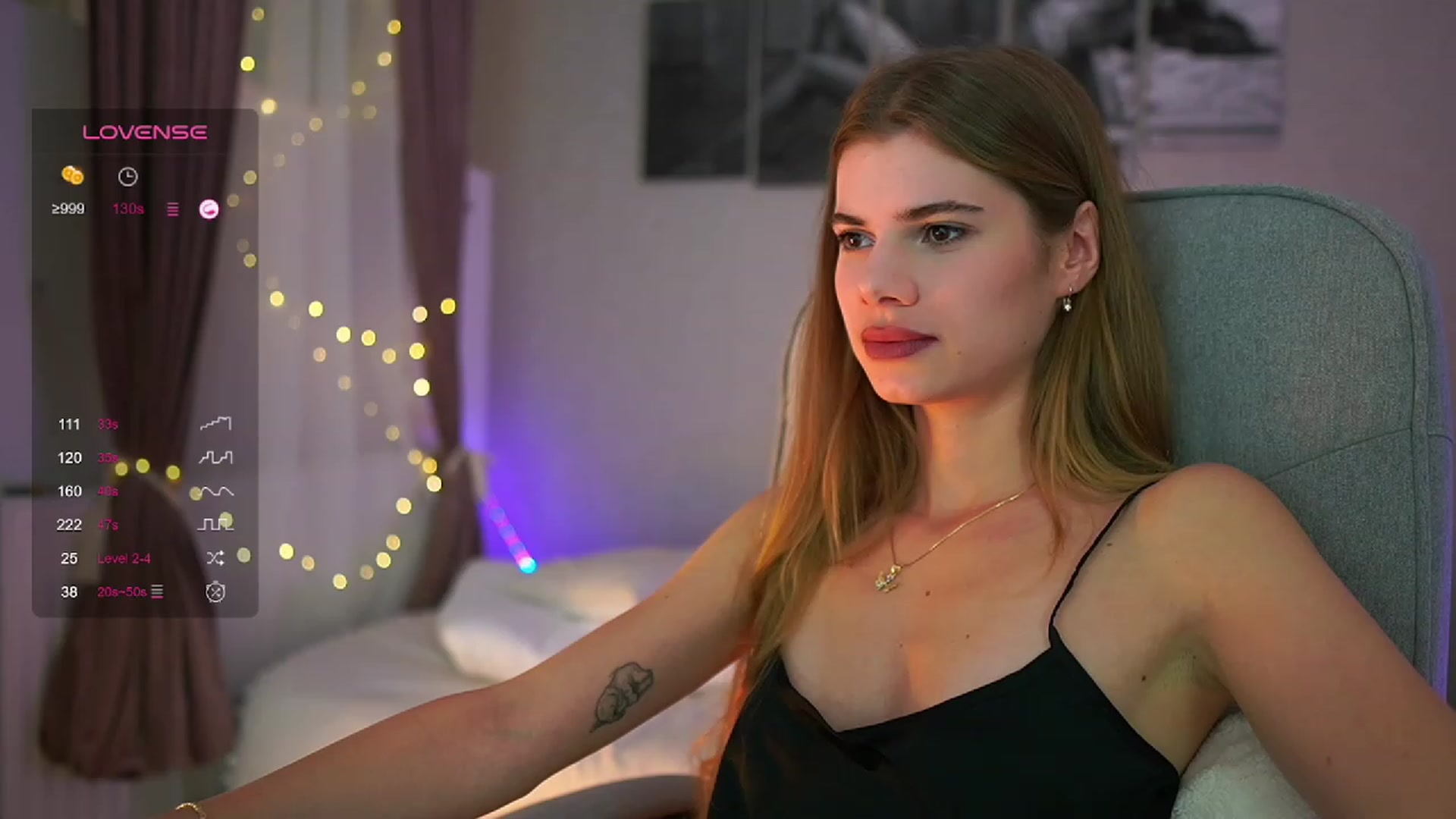 Gallery image thumbnail from RileyReid_18's myfreecams stream on, 09/24/2023, 14:53 image 11 of 20