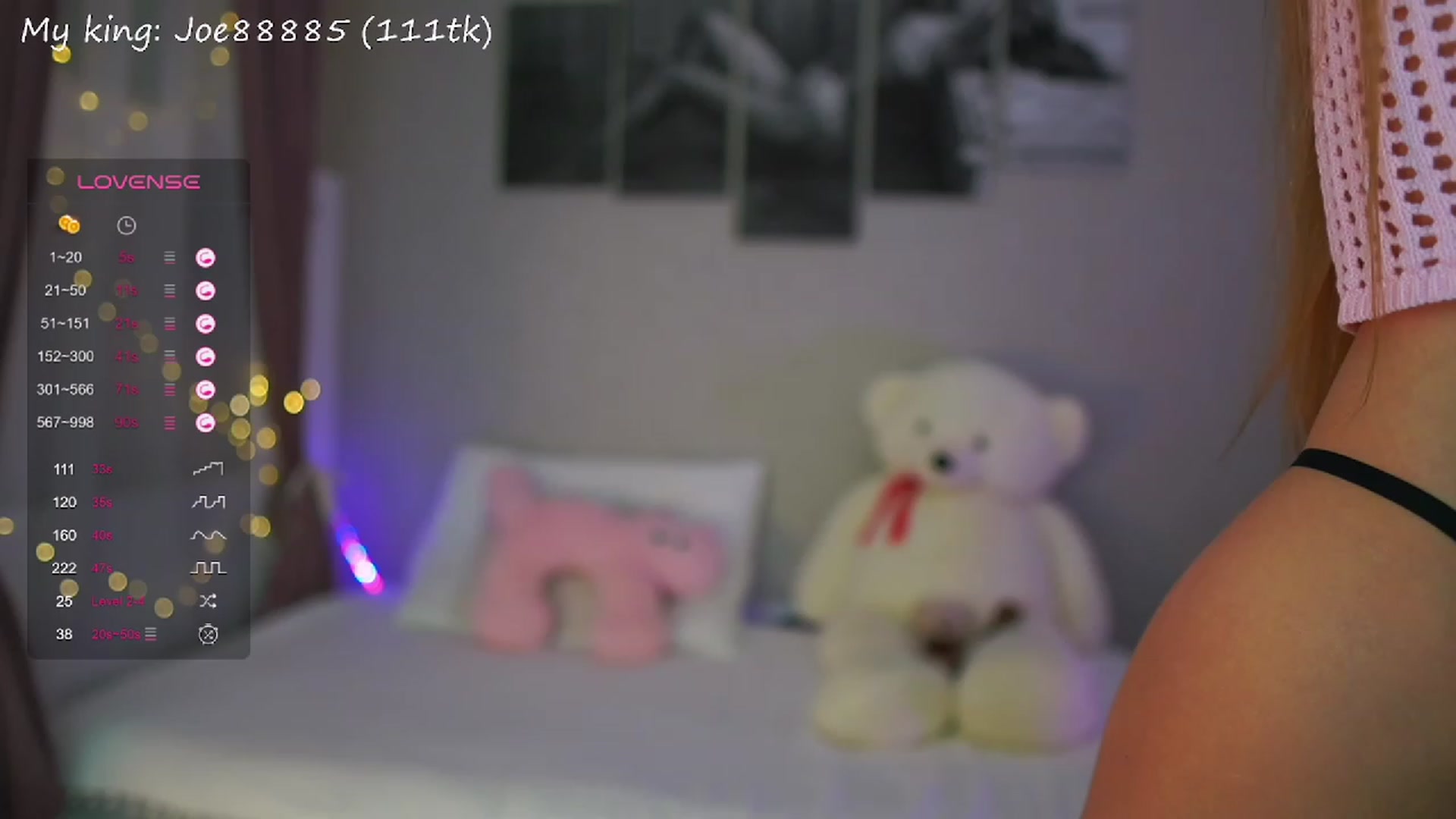 Gallery image thumbnail from RileyReid_18's myfreecams stream on, 09/27/2023, 15:01 image 16 of 20
