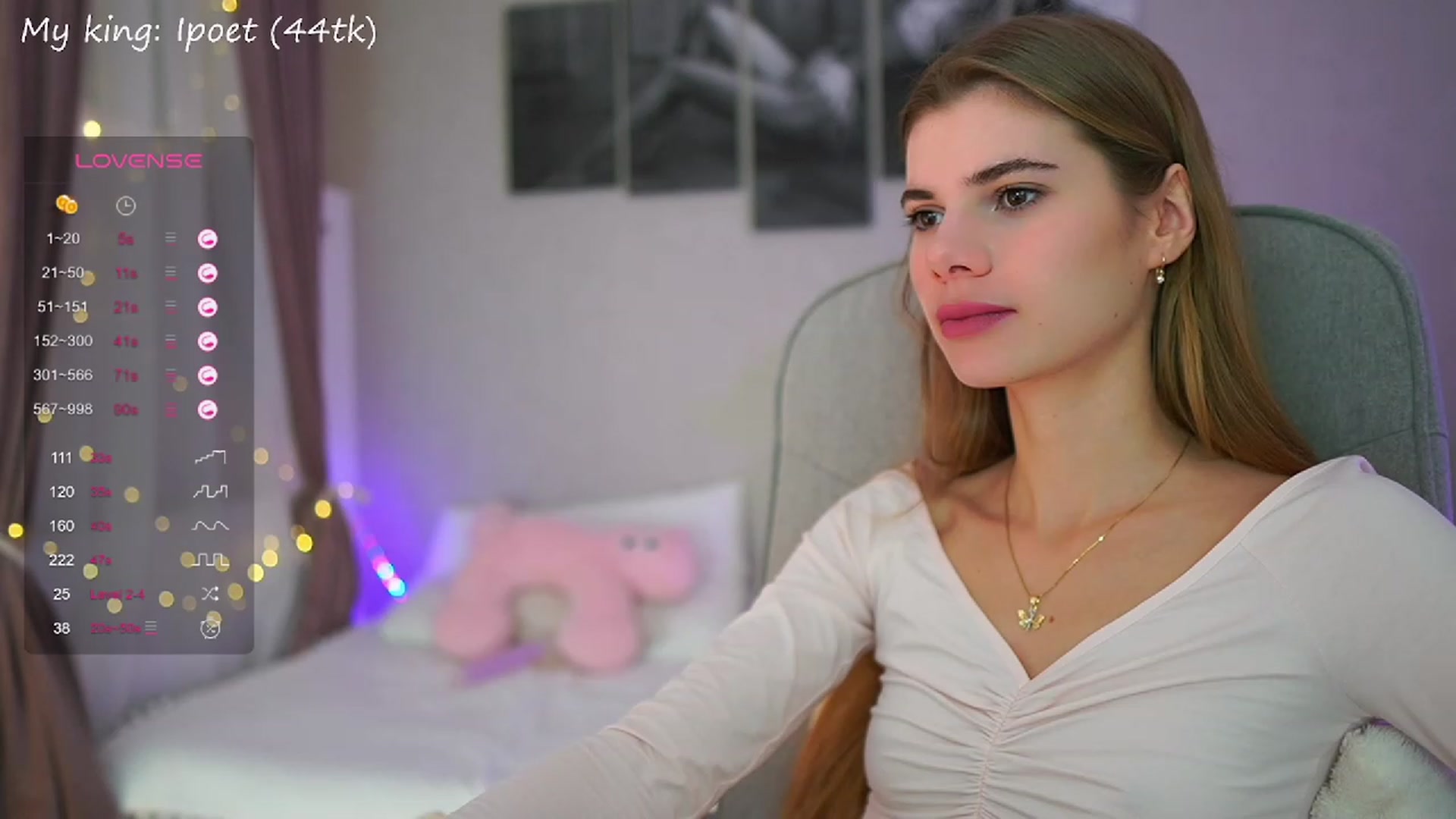 Gallery image thumbnail from RileyReid_18's myfreecams stream on, 09/28/2023, 10:42 image 20 of 20