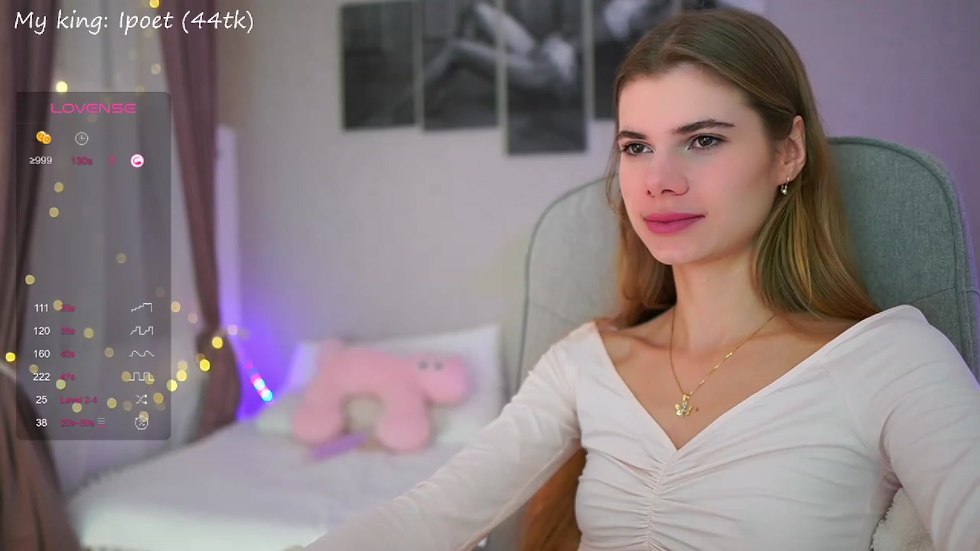 Gallery image thumbnail from RileyReid_18's myfreecams stream on, 09/28/2023, 10:42 image 18 of 20