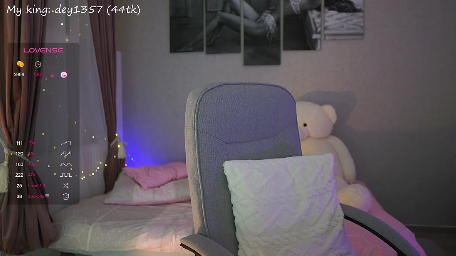 Gallery image thumbnail from RileyReid_18's myfreecams stream on, 09/29/2023, 15:21 image 10 of 20