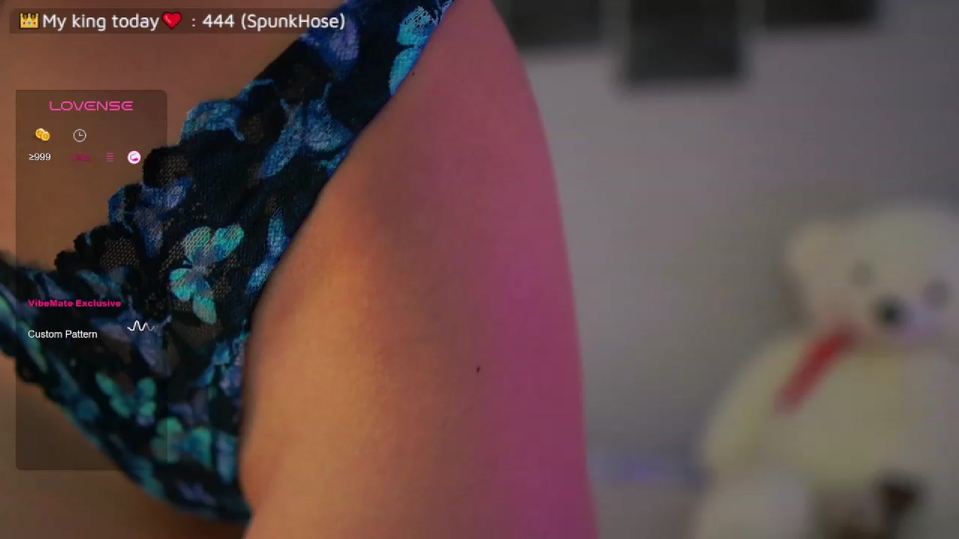 Gallery image thumbnail from RileyReid_18's myfreecams stream on, 09/30/2023, 17:38 image 20 of 20