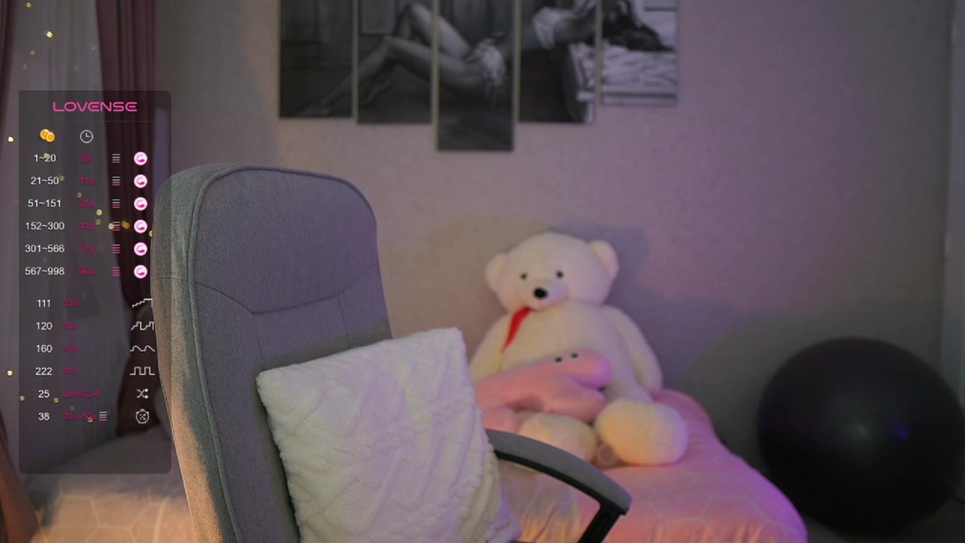 Gallery image thumbnail from RileyReid_18's myfreecams stream on, 10/02/2023, 18:02 image 2 of 20
