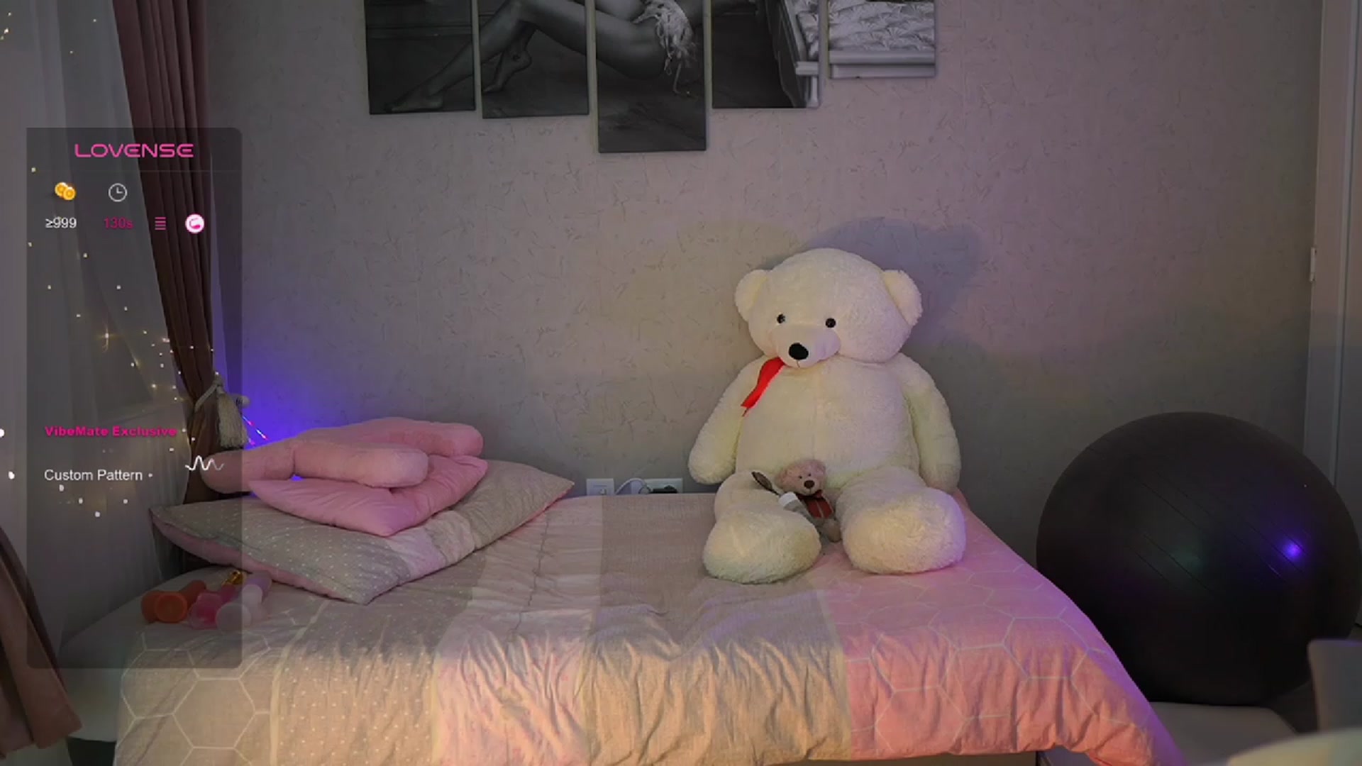 Gallery image thumbnail from RileyReid_18's myfreecams stream on, 10/06/2023, 13:33 image 10 of 20