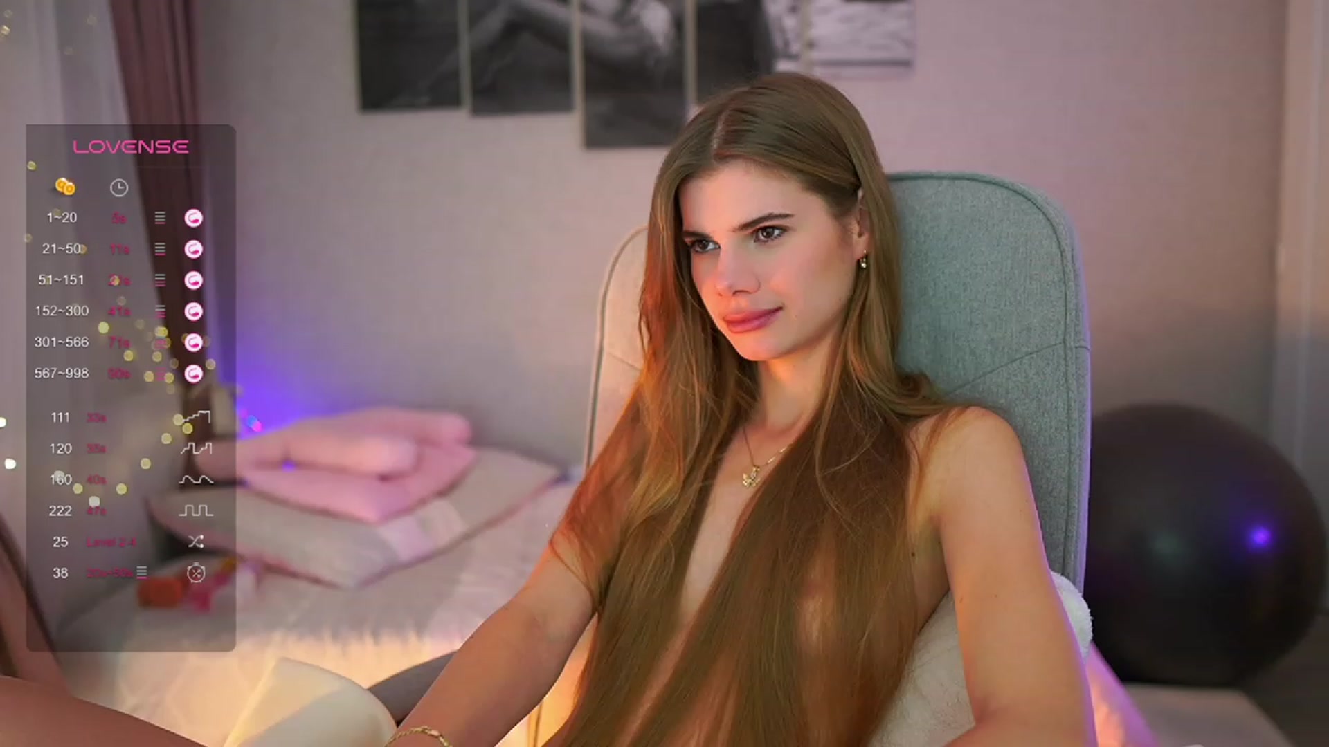 Gallery image thumbnail from RileyReid_18's myfreecams stream on, 10/06/2023, 13:33 image 3 of 20