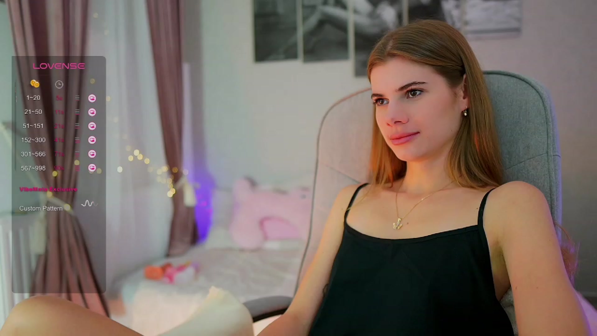 Gallery image thumbnail from RileyReid_18's myfreecams stream on, 10/10/2023, 14:21 image 16 of 20