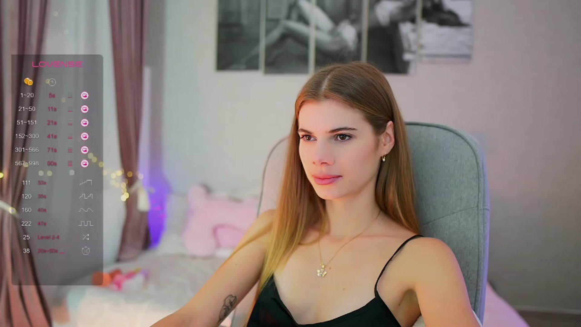 Gallery image thumbnail from RileyReid_18's myfreecams stream on, 10/10/2023, 14:21 image 1 of 20
