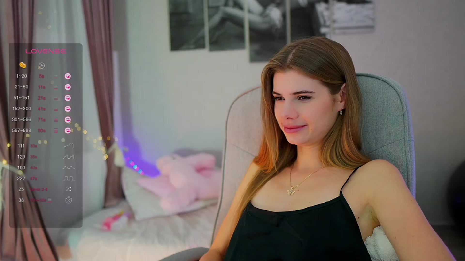 Gallery image thumbnail from RileyReid_18's myfreecams stream on, 10/10/2023, 17:13 image 17 of 20