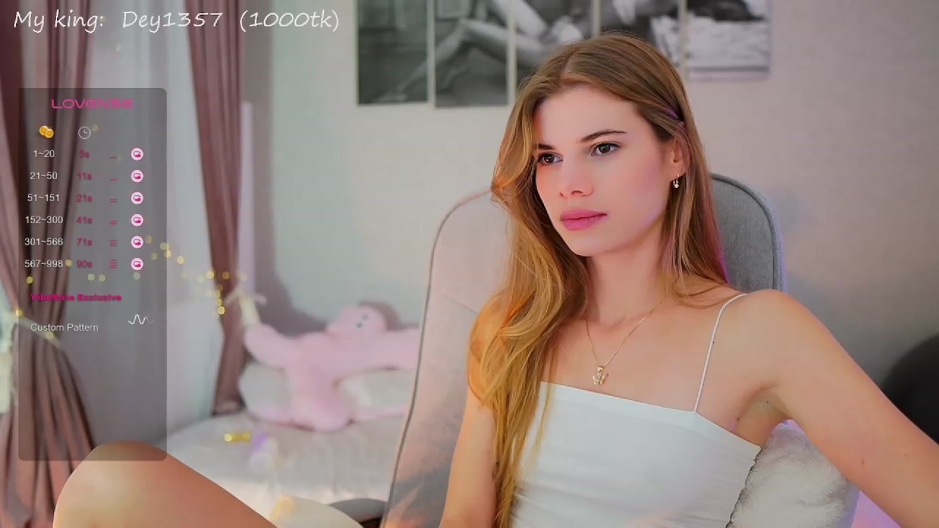Gallery image thumbnail from RileyReid_18's myfreecams stream on, 10/11/2023, 17:37 image 18 of 20