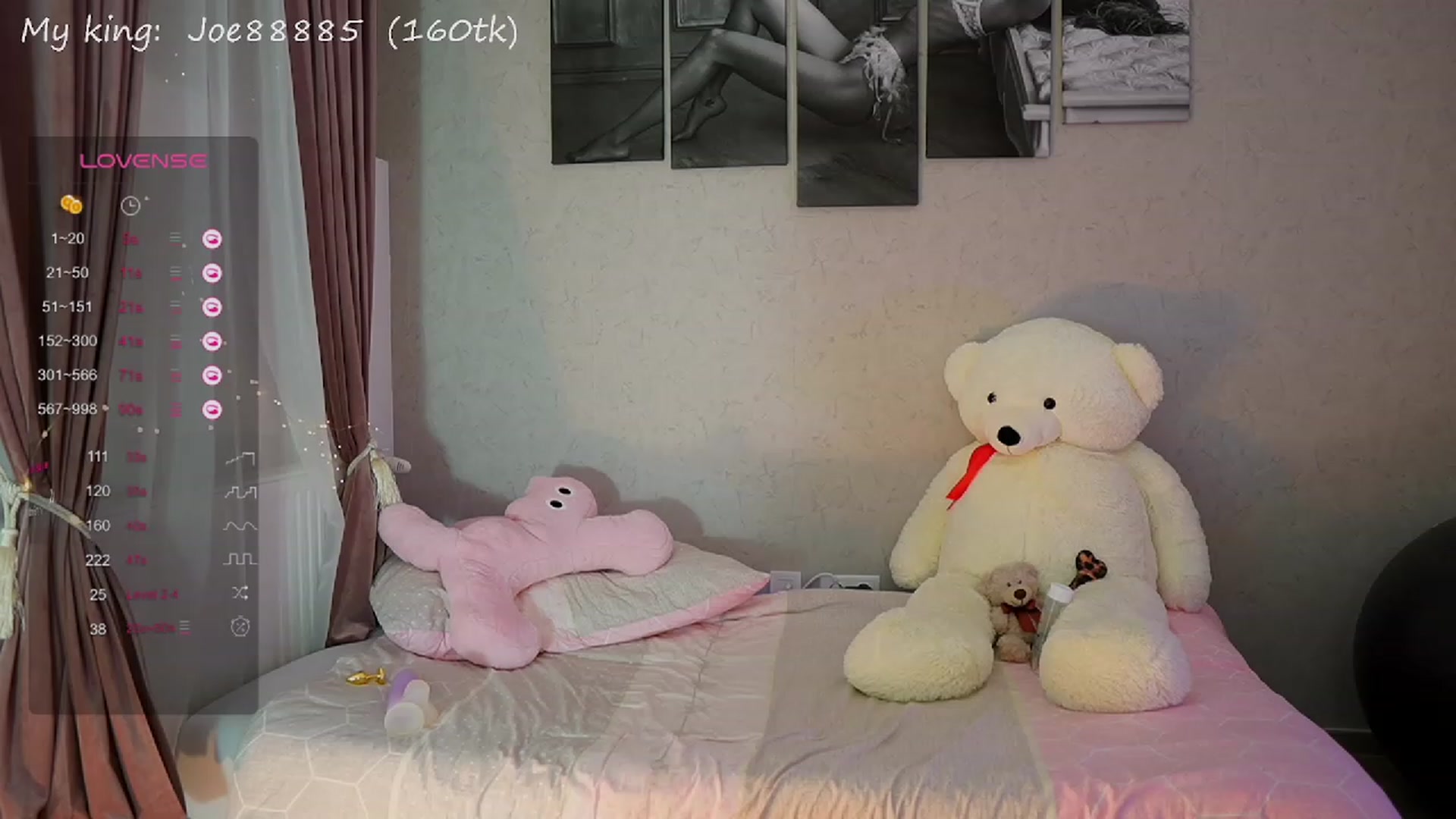 Gallery image thumbnail from RileyReid_18's myfreecams stream on, 10/11/2023, 17:37 image 3 of 20