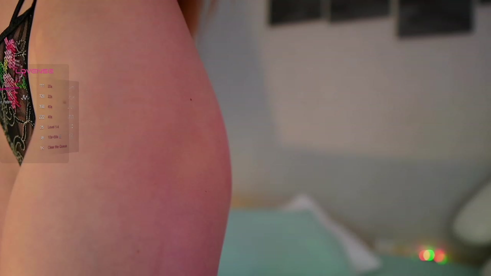 Gallery image thumbnail from RileyReid_18's myfreecams stream on, 10/19/2023, 13:34 image 13 of 20