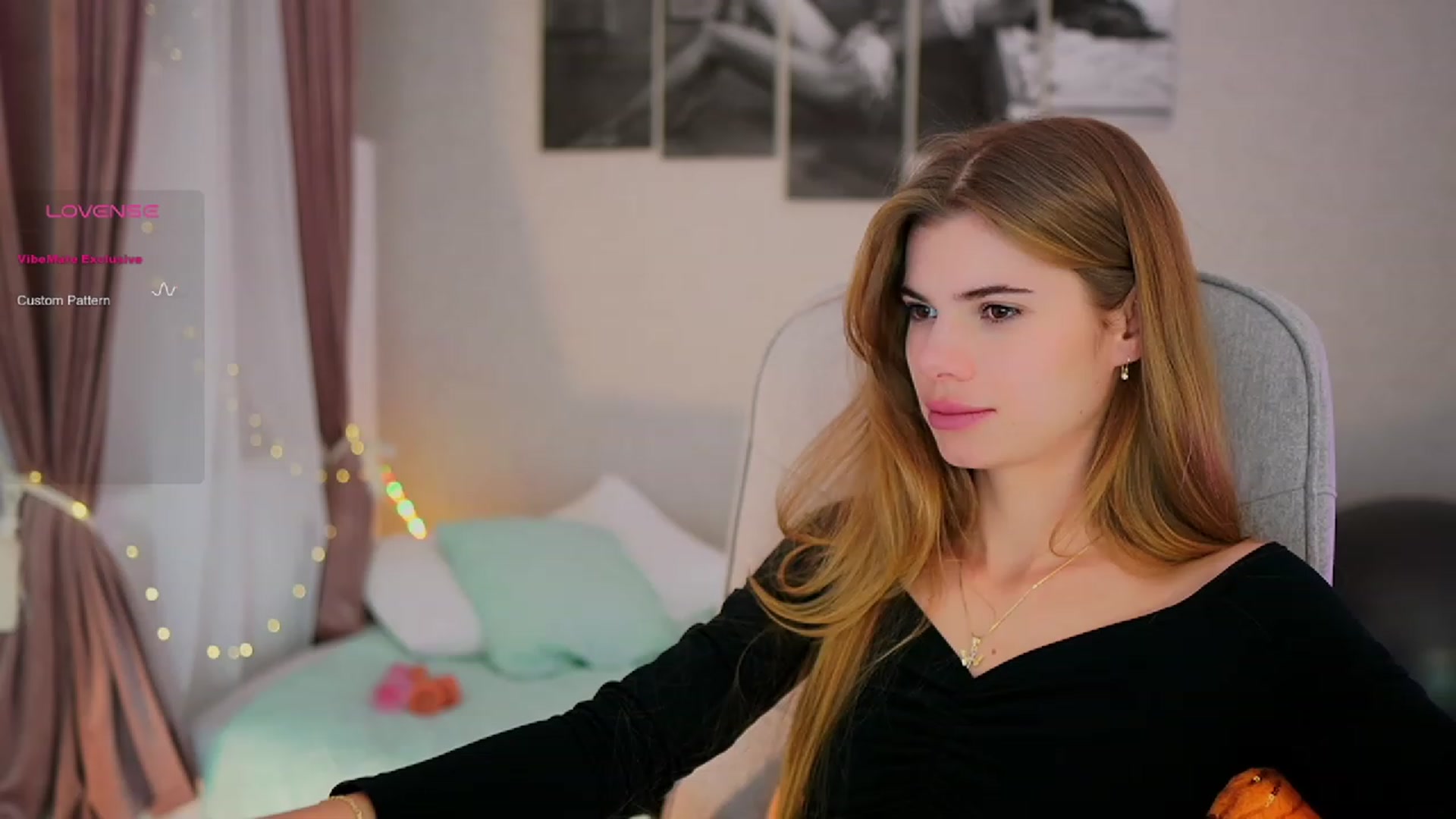 Gallery image thumbnail from RileyReid_18's myfreecams stream on, 10/19/2023, 15:32 image 6 of 20